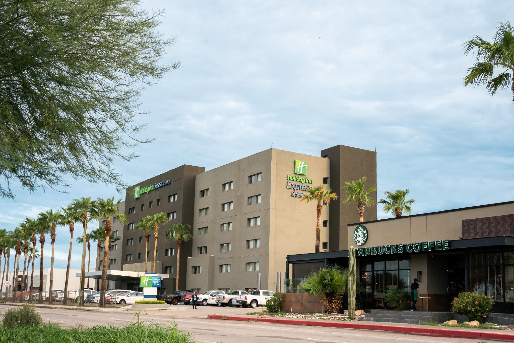 Holiday Inn Express & Suites Hermosillo photo 4