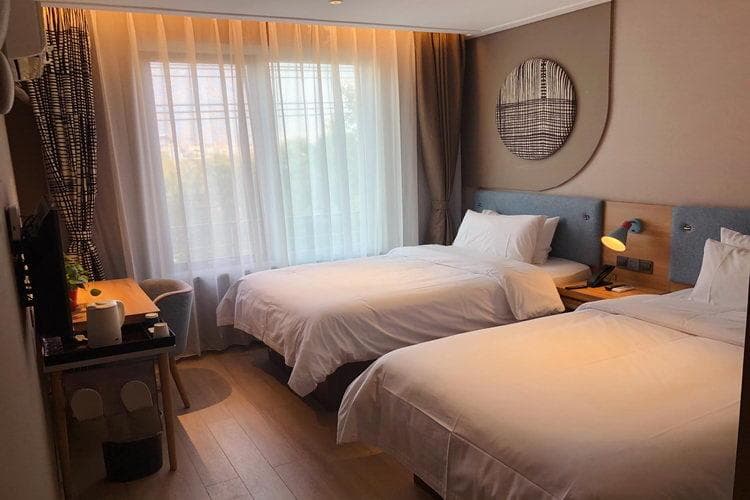 Home Inn Neo Lianyungang Donghai Niushan North Road Crystal City Pedestrian Street photo 5