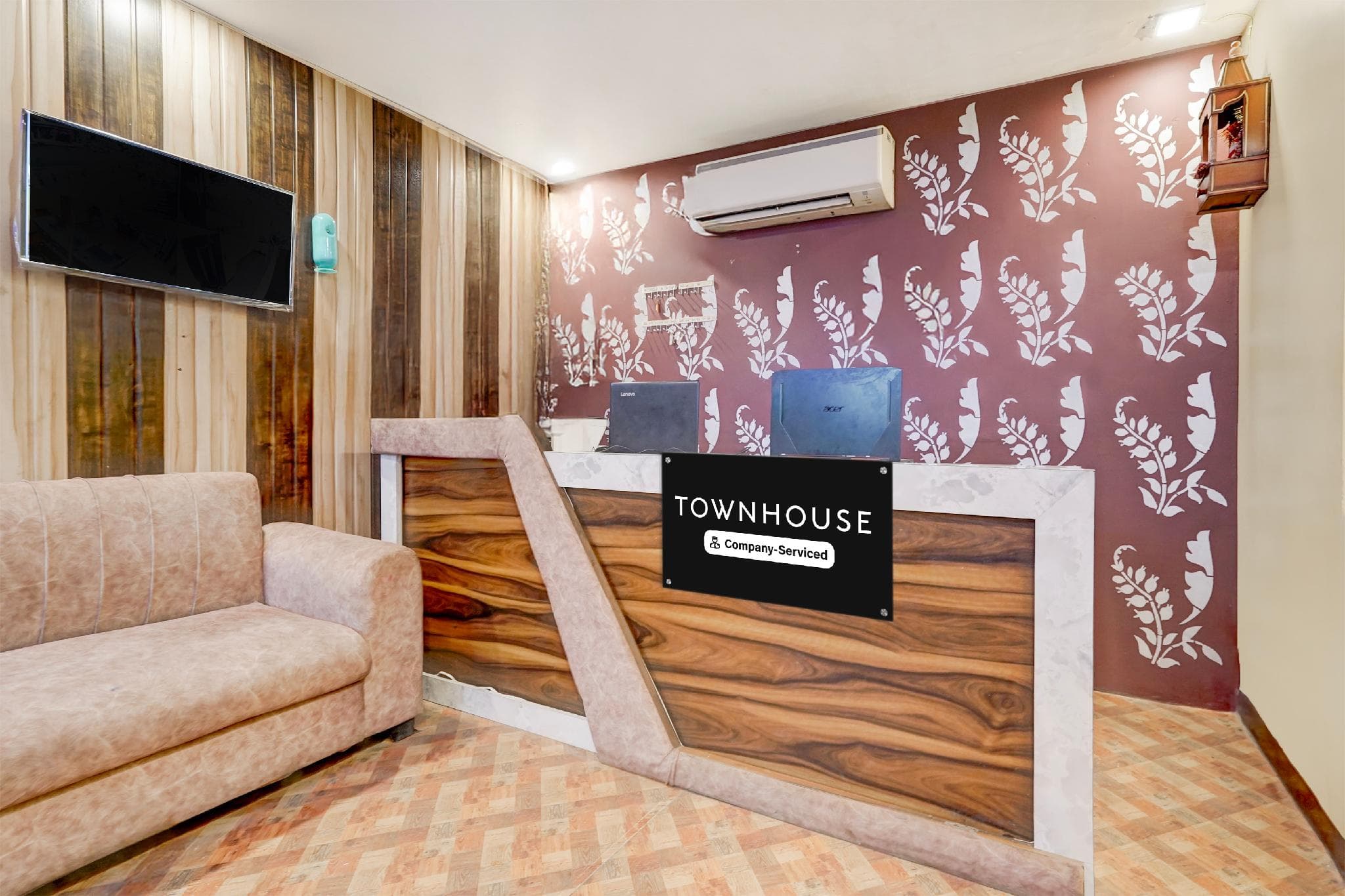 Super Townhouse Central Prayagraj Bus Terminal Formerly Amba Palace photo 3