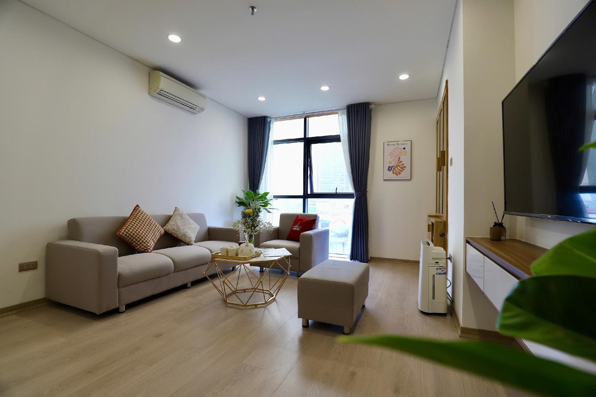 Hanoi Mira Apartment & Hotel
