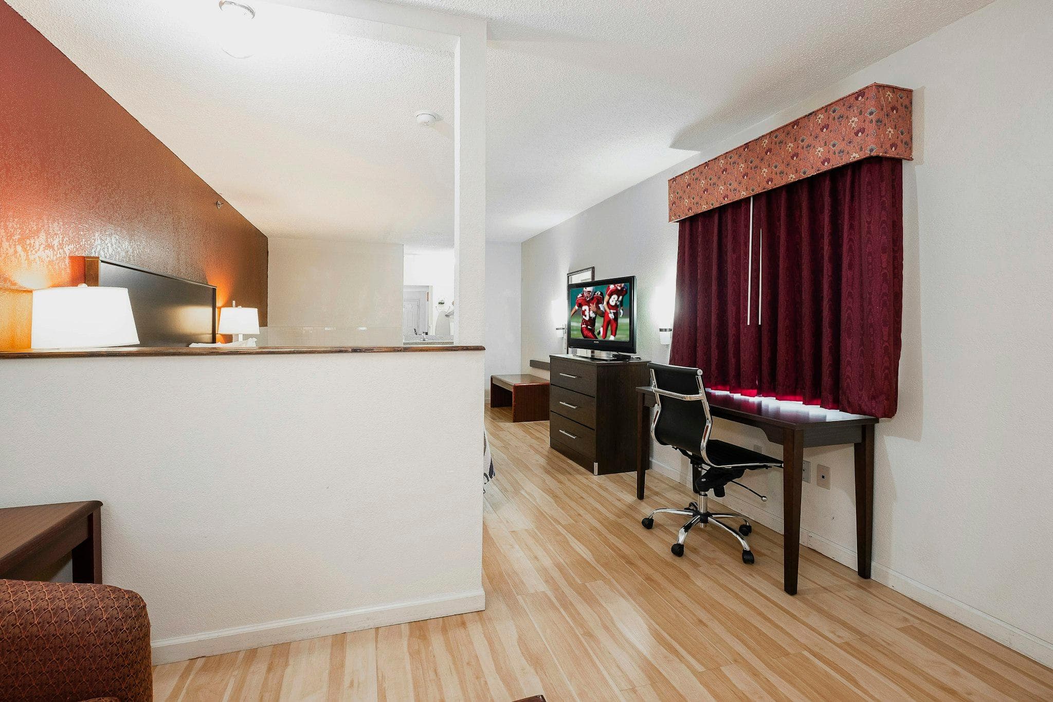Red Roof Inn & Suites Rome photo 4