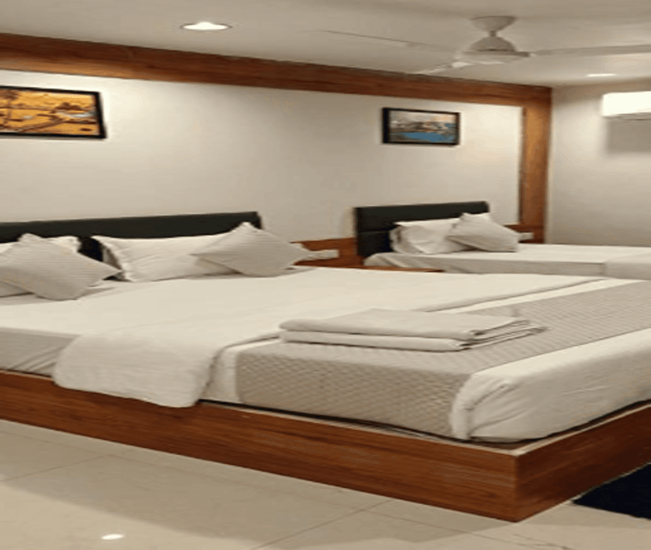 Hotel Royal Relax photo 2