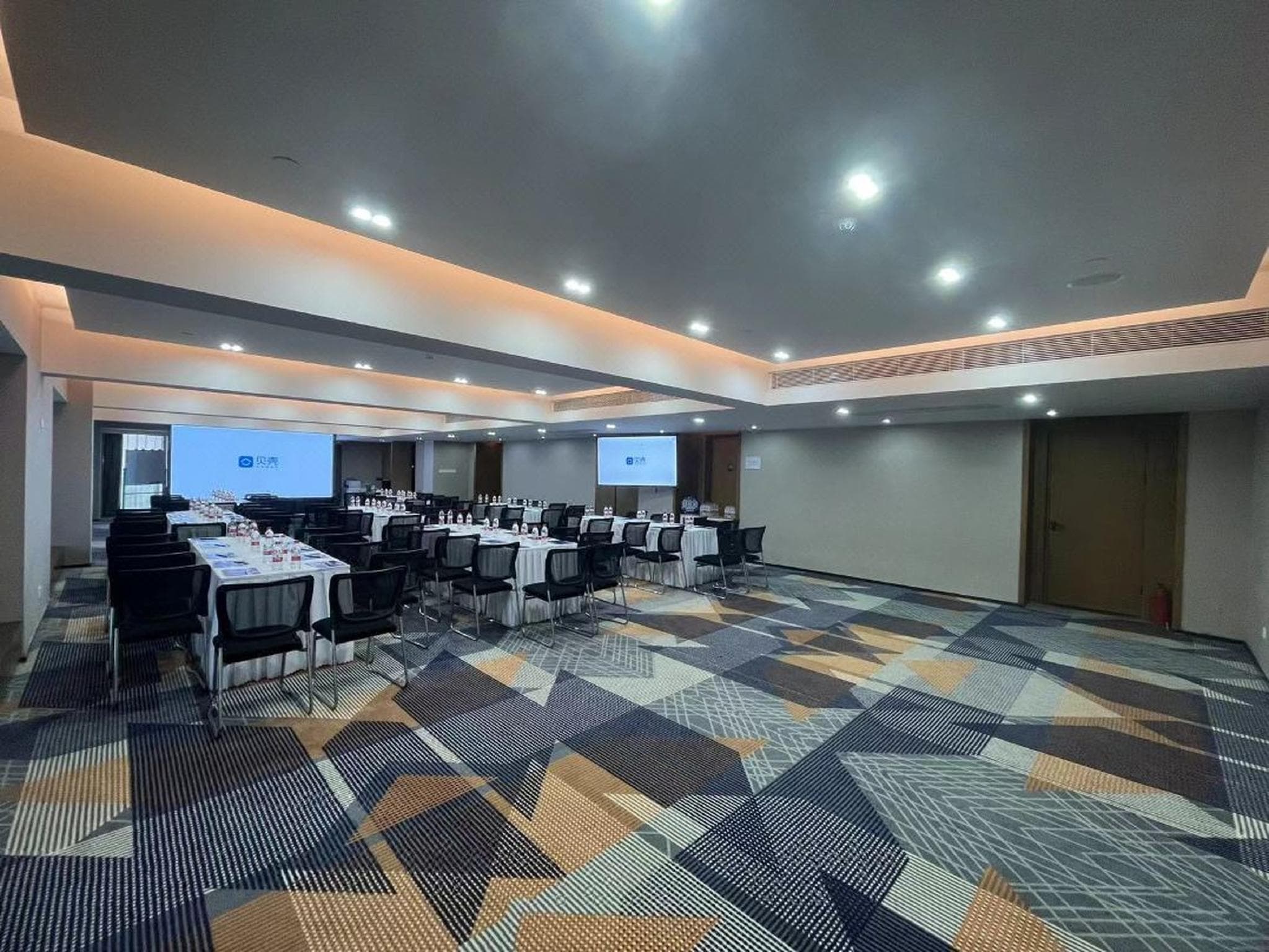 Mercure Hotel - Foshan Shunde Midea Headquarters photo 4