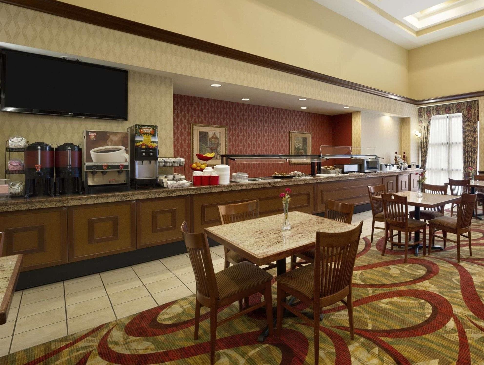 Ramada by Wyndham Suites Orlando Airport photo 4