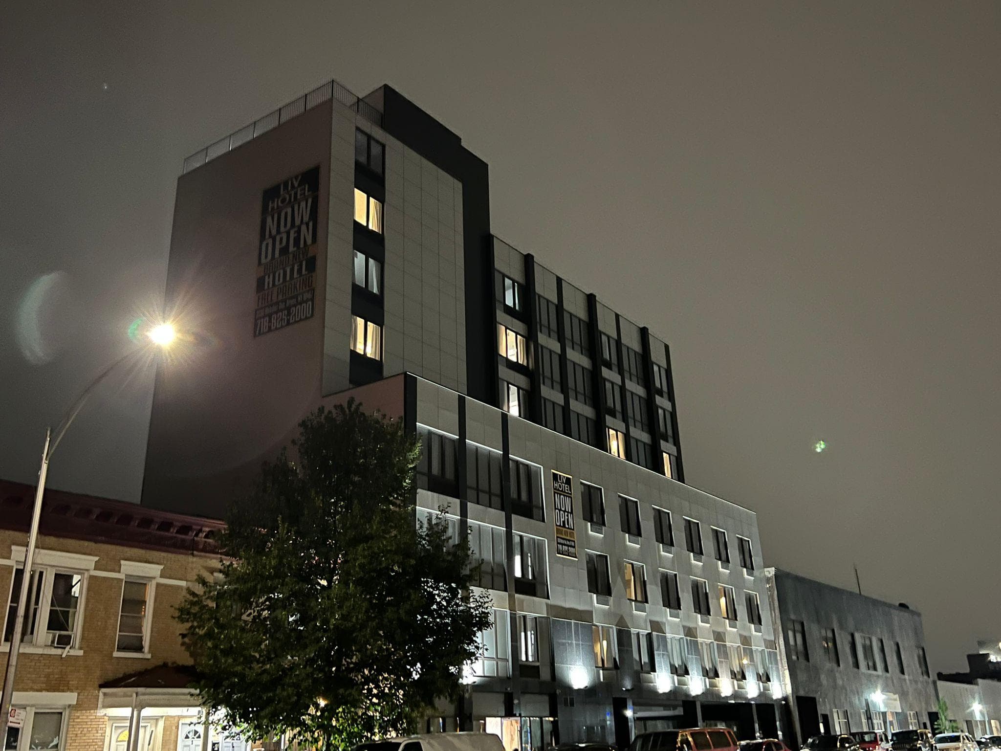 LIV Hotel Bronx photo 4