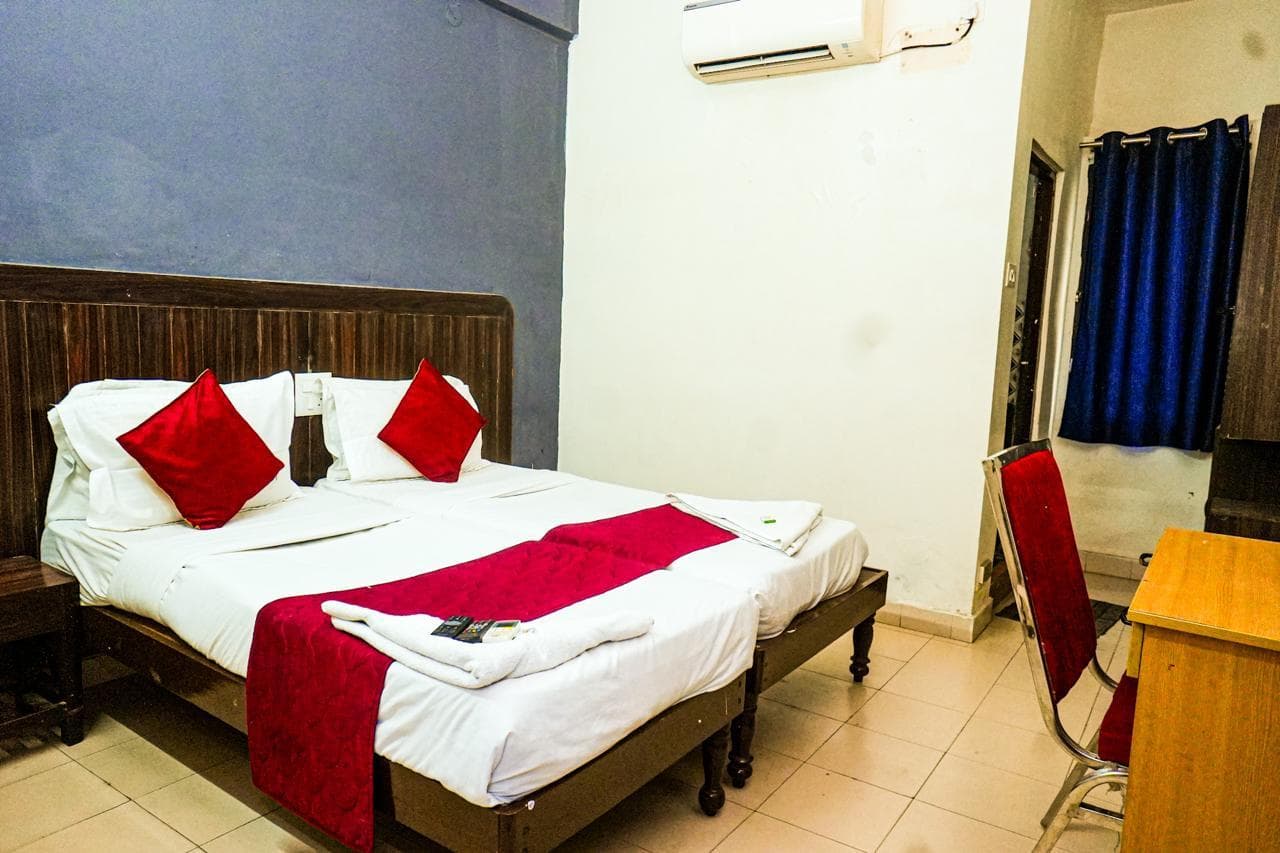 Hotel Sriveda Paradise photo 2