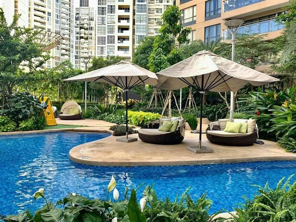 Charming white Saigon Penthouse/4 beds+2/Groups photo 3