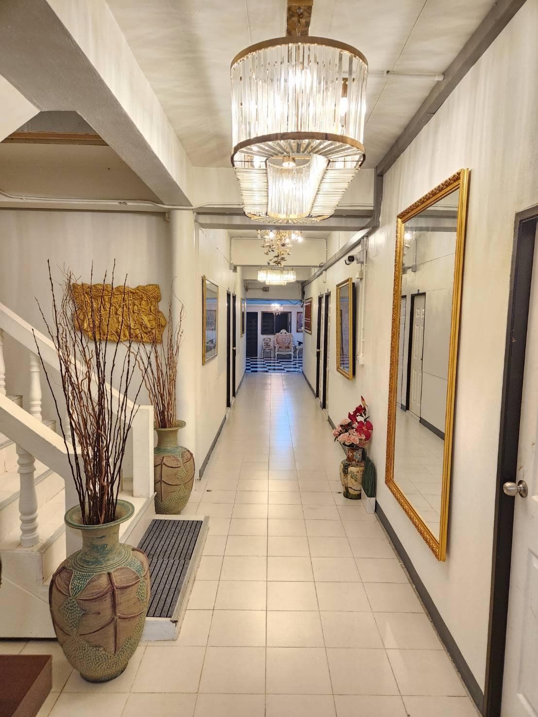 Sappathanasarn Hotel, Ayutthaya photo 5