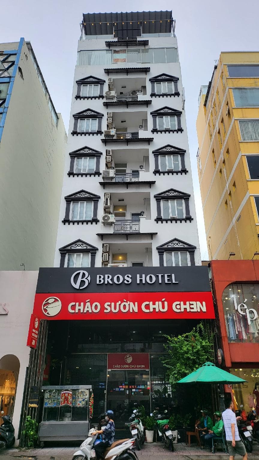 Bros Hotel Nguyen Trai