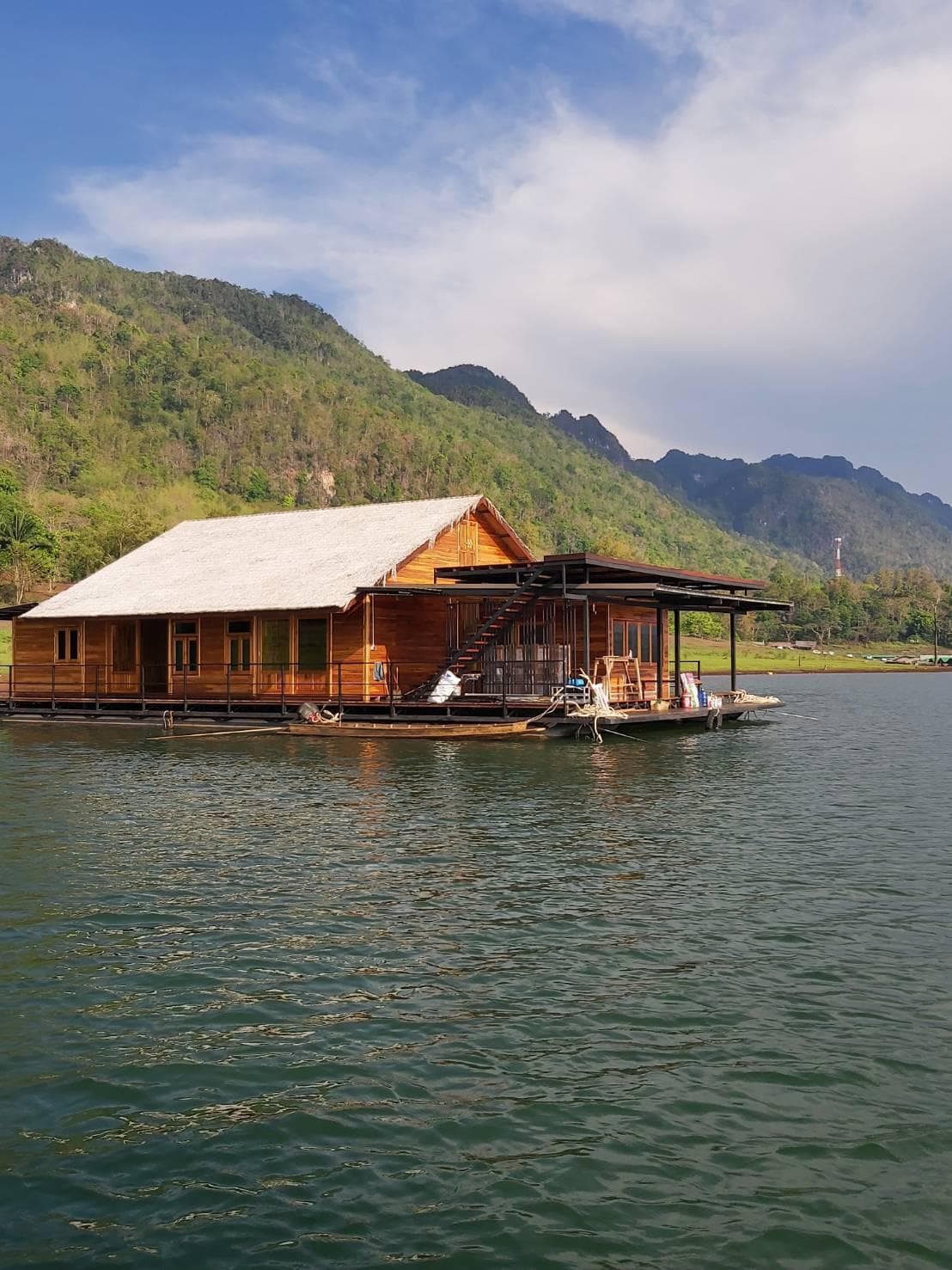 The Floating Lake House photo 5