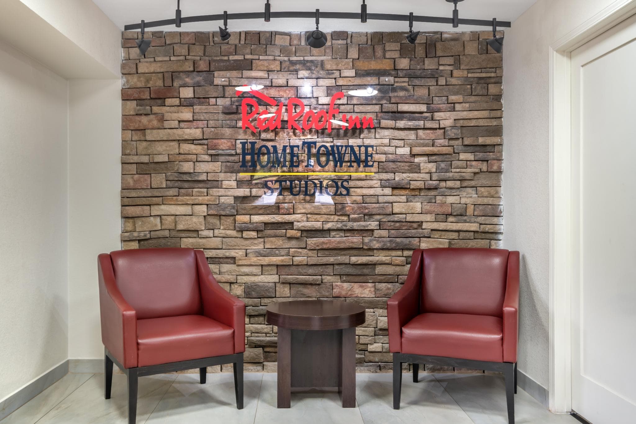 Red Roof Inn Greenville photo 3