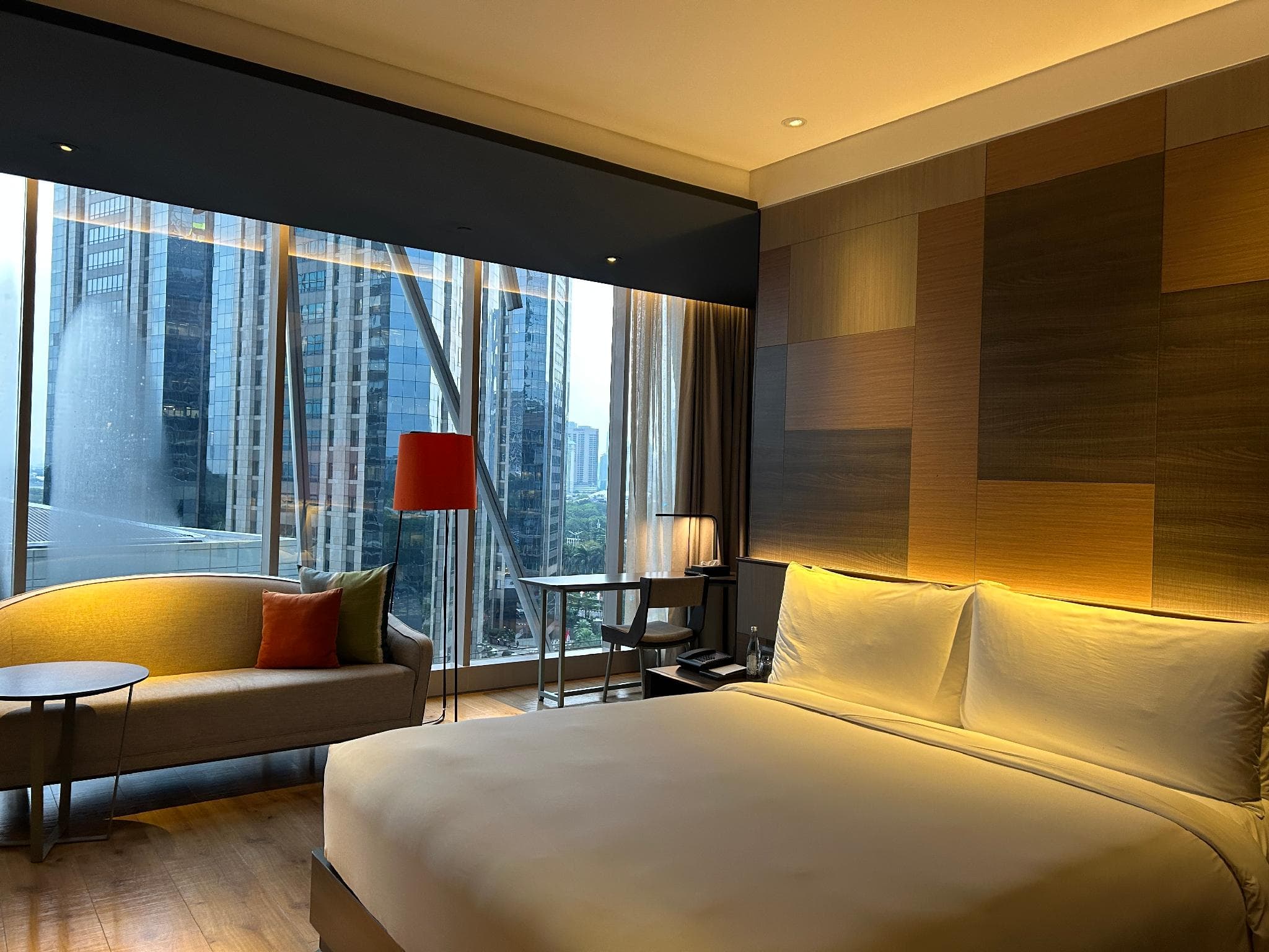 Discovery SCBD photo 2