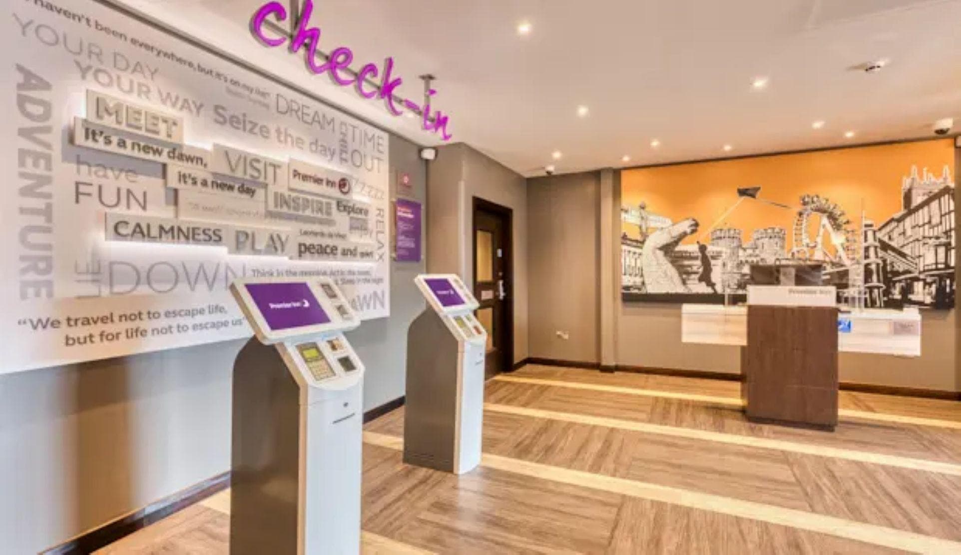 Premier Inn Glasgow - Hamilton photo 5