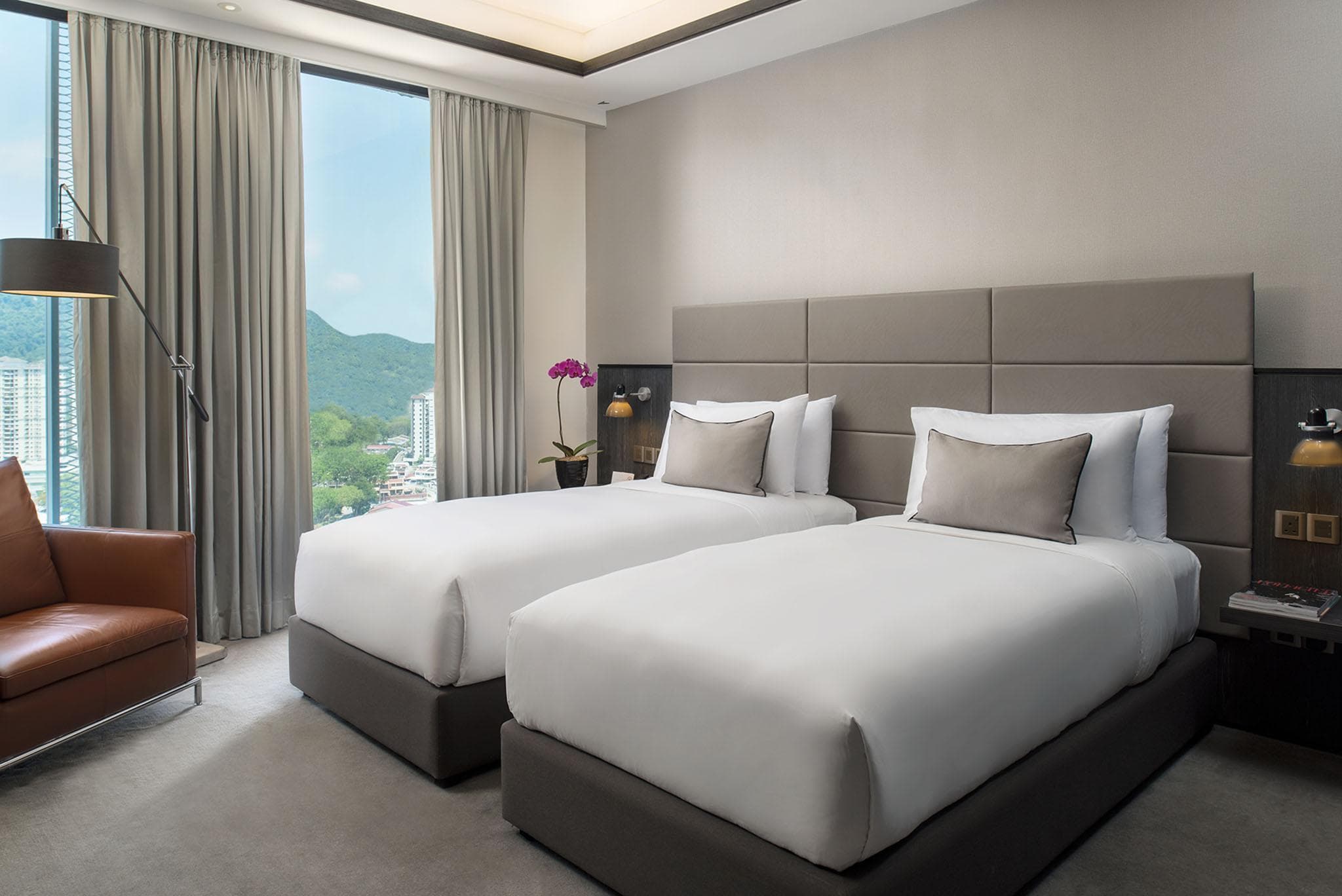 G Hotel Kelawai photo 2