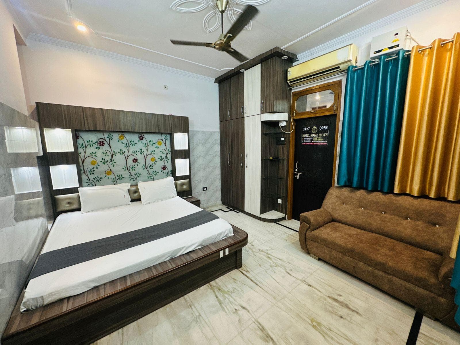 Hotel Royal Haven photo 2