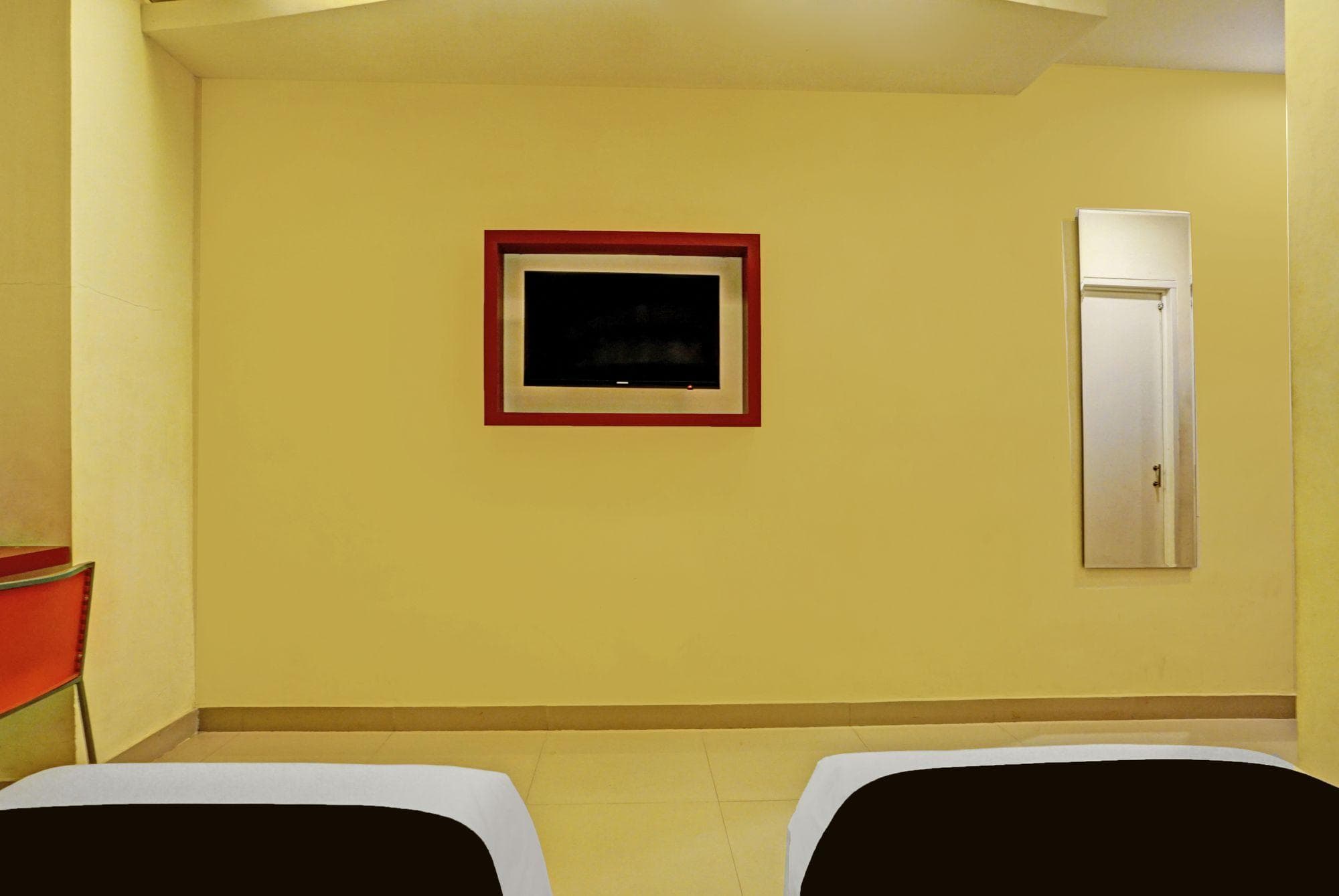 Townhouse Oak Malang near ITN Malang formerly Fariz Hotel Singosari photo 2