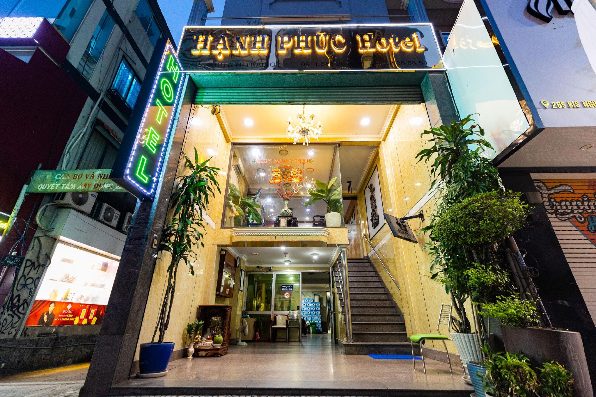 HANH PHUC HOTEL, Center, District 1, Near Bui Vien Street