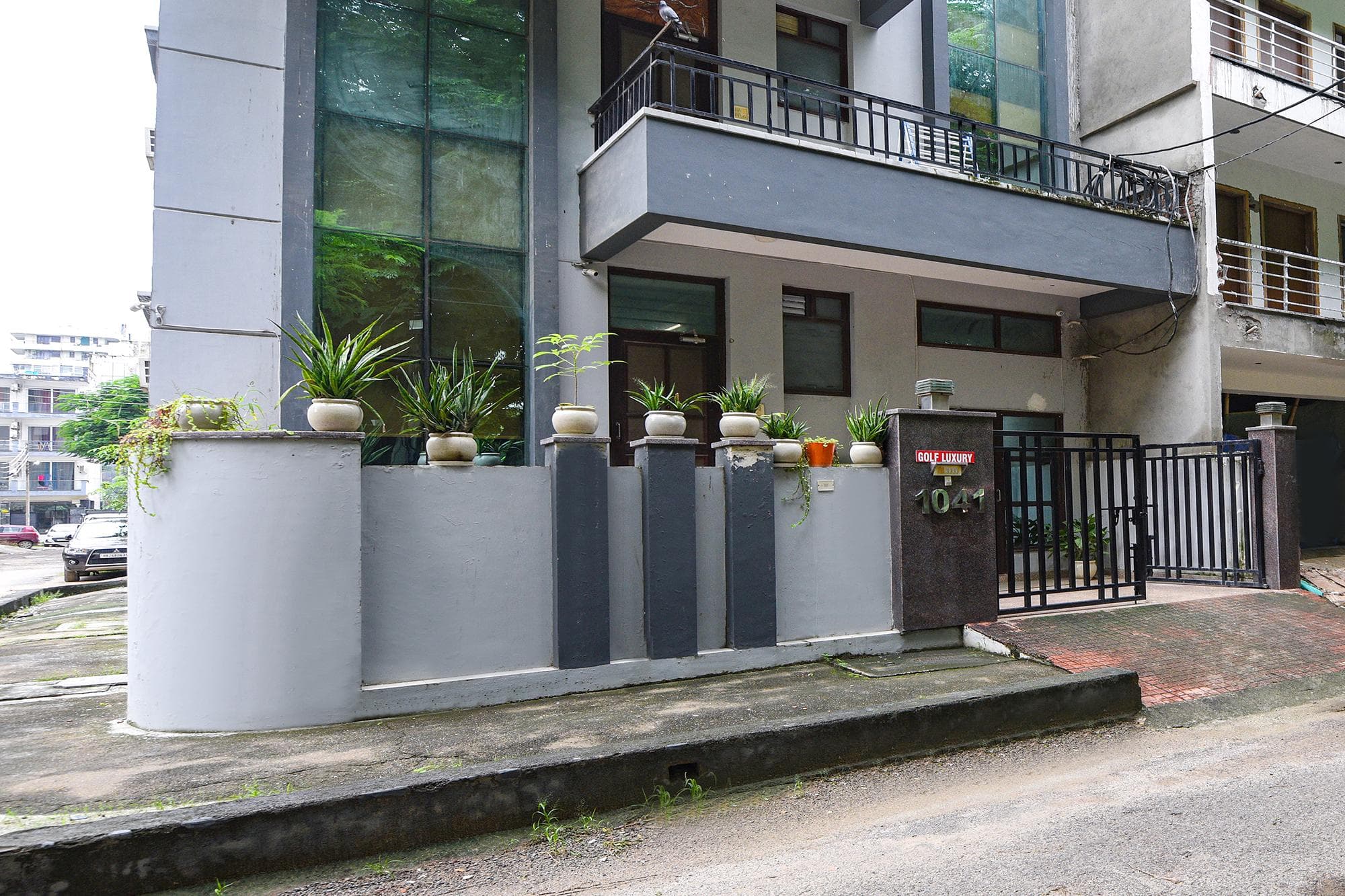 FabHotel Golf Luxury photo 4