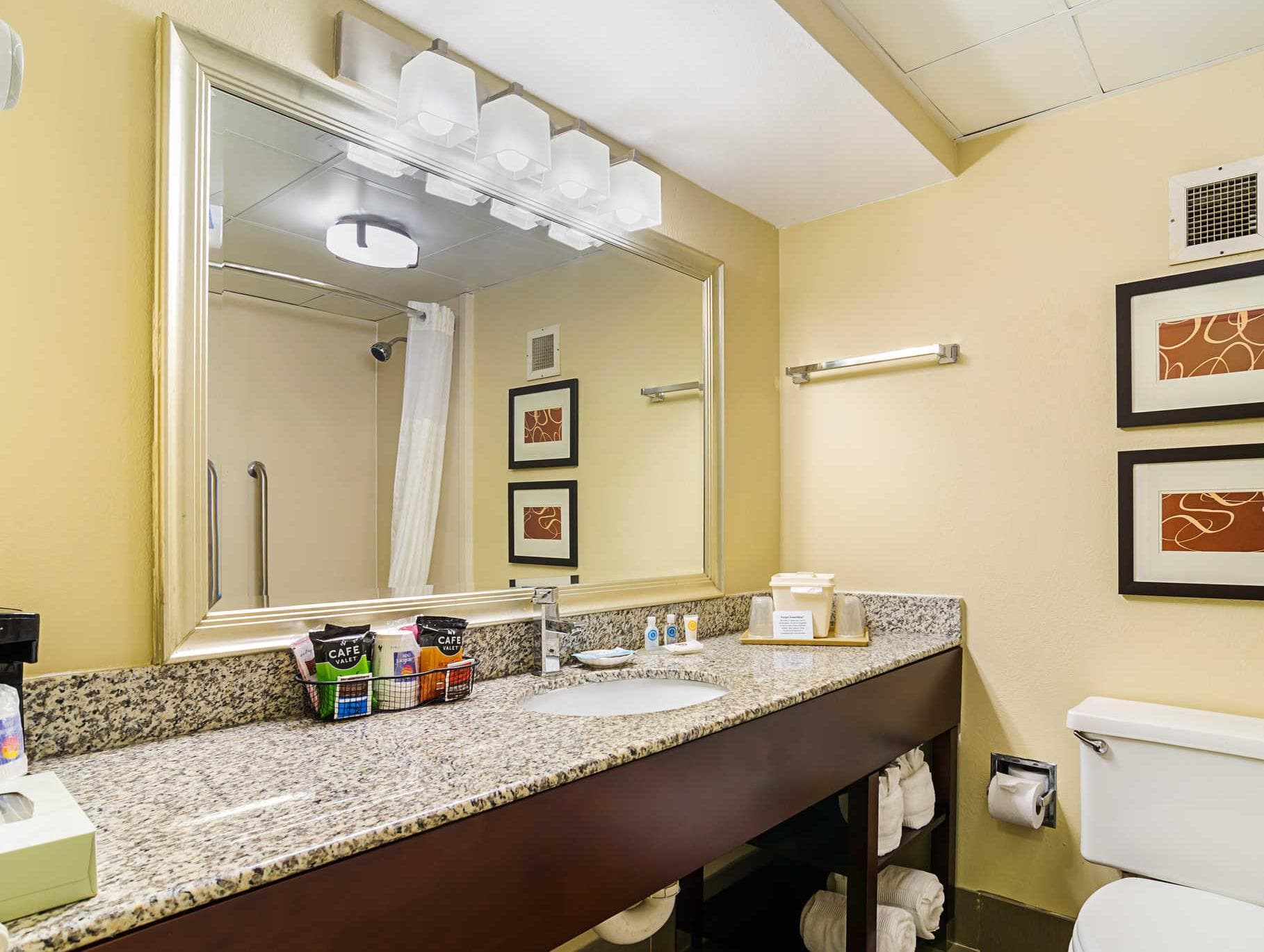 Comfort Inn & Suites Durham near Duke University photo 3