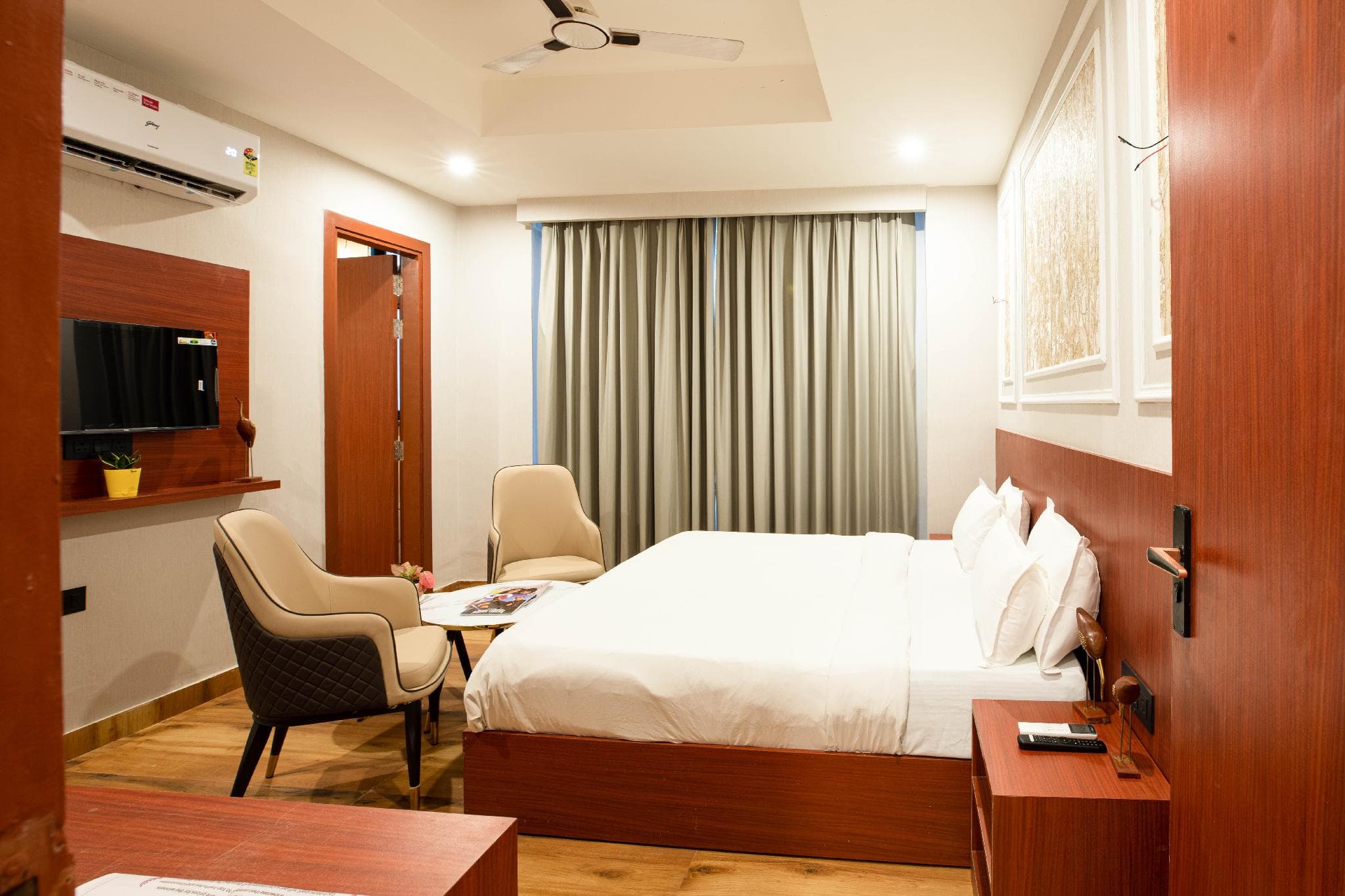 Aarchh Regency Noida photo 2
