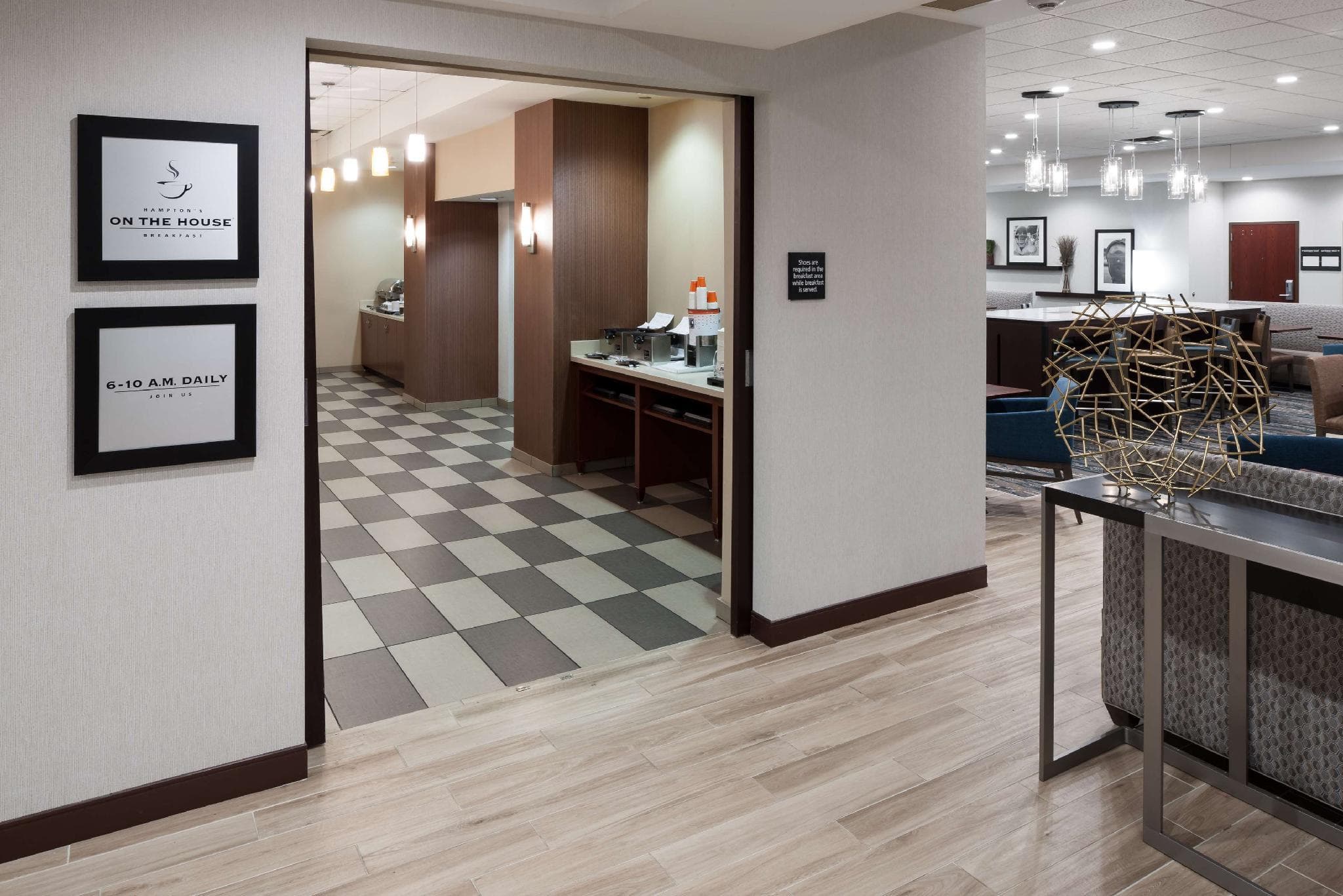 Hampton Inn St. Louis-Downtown (At the Gateway Arch) photo 5