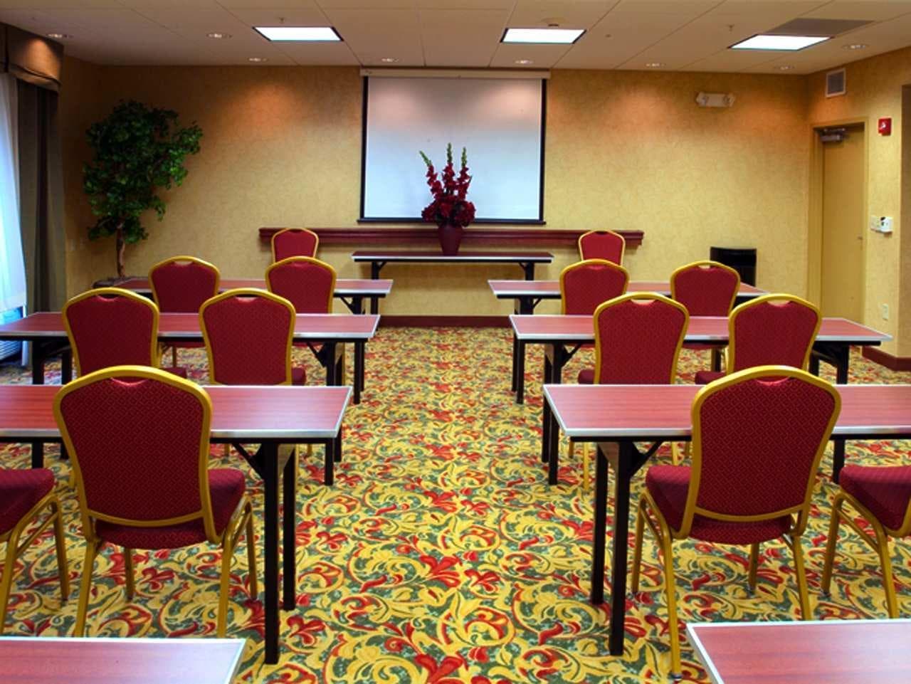 Hampton Inn Knoxville-West At Cedar Bluff photo 3