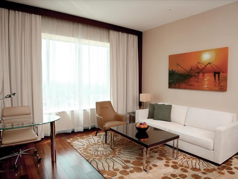 Kochi Marriott Hotel photo 2