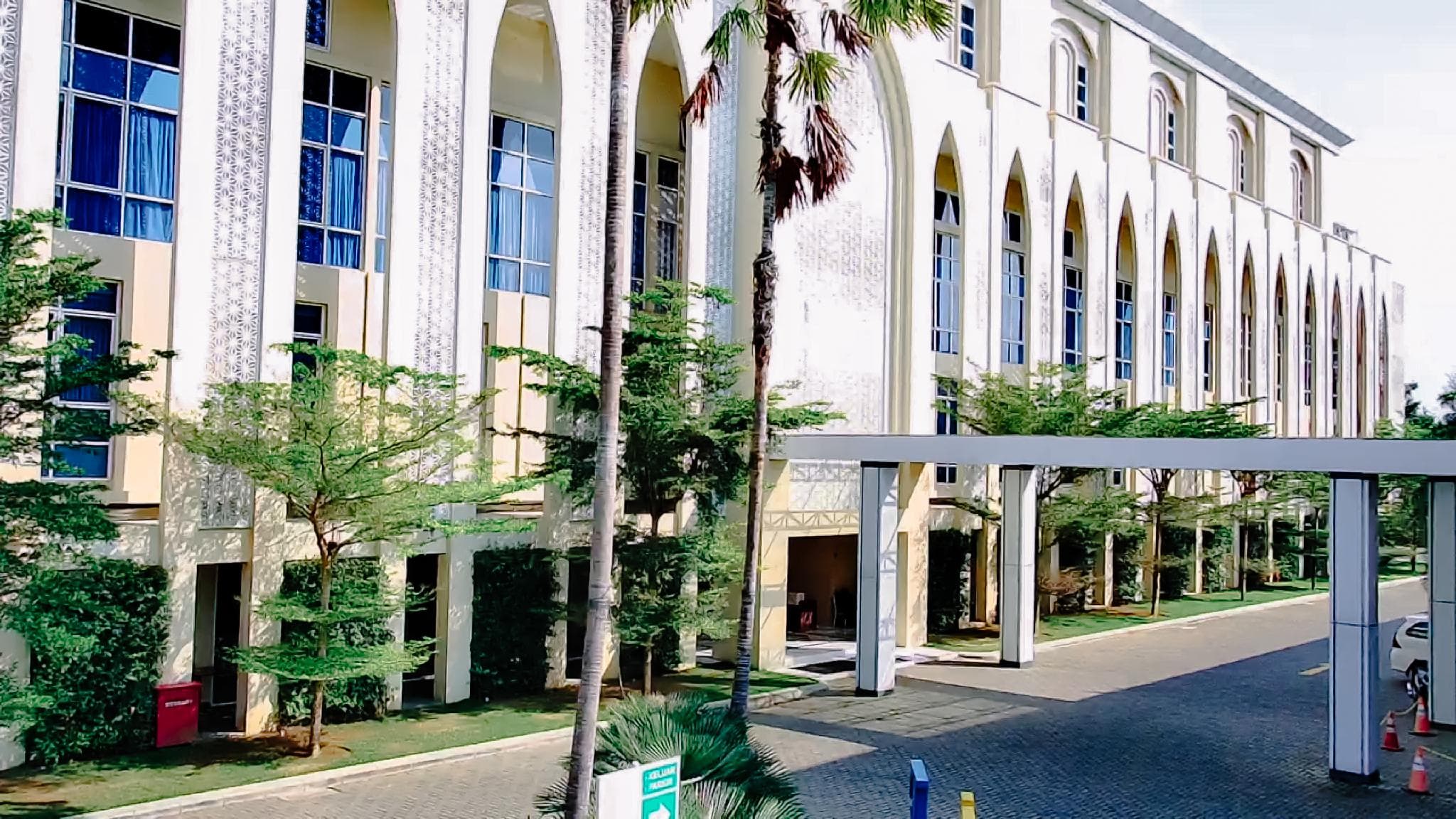 Travel Hub Hotel Kualanamu