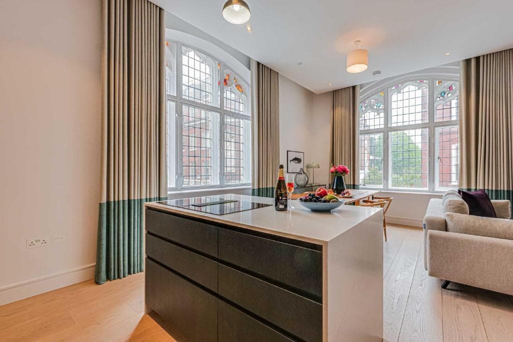 Westminster Apartments by D'Montrio