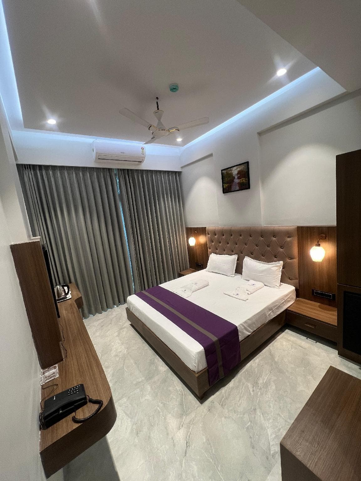 PURPLE LOTUS SUITES