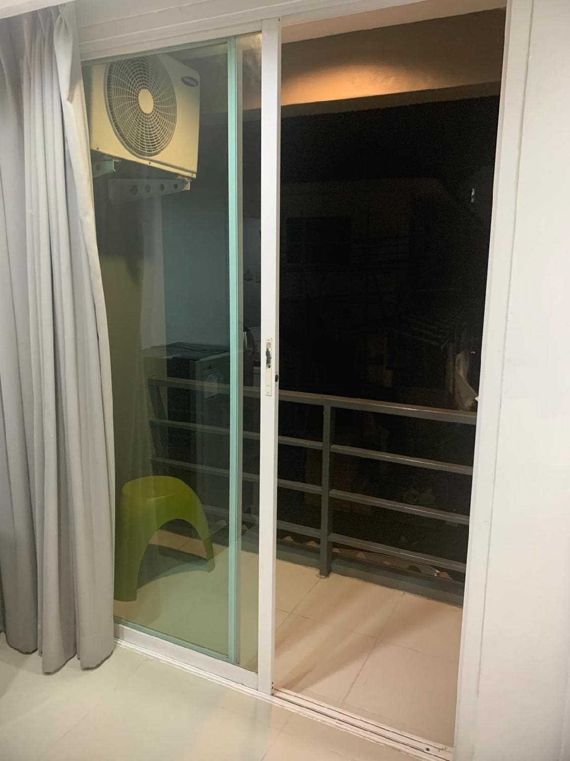 Patong gray house photo 5