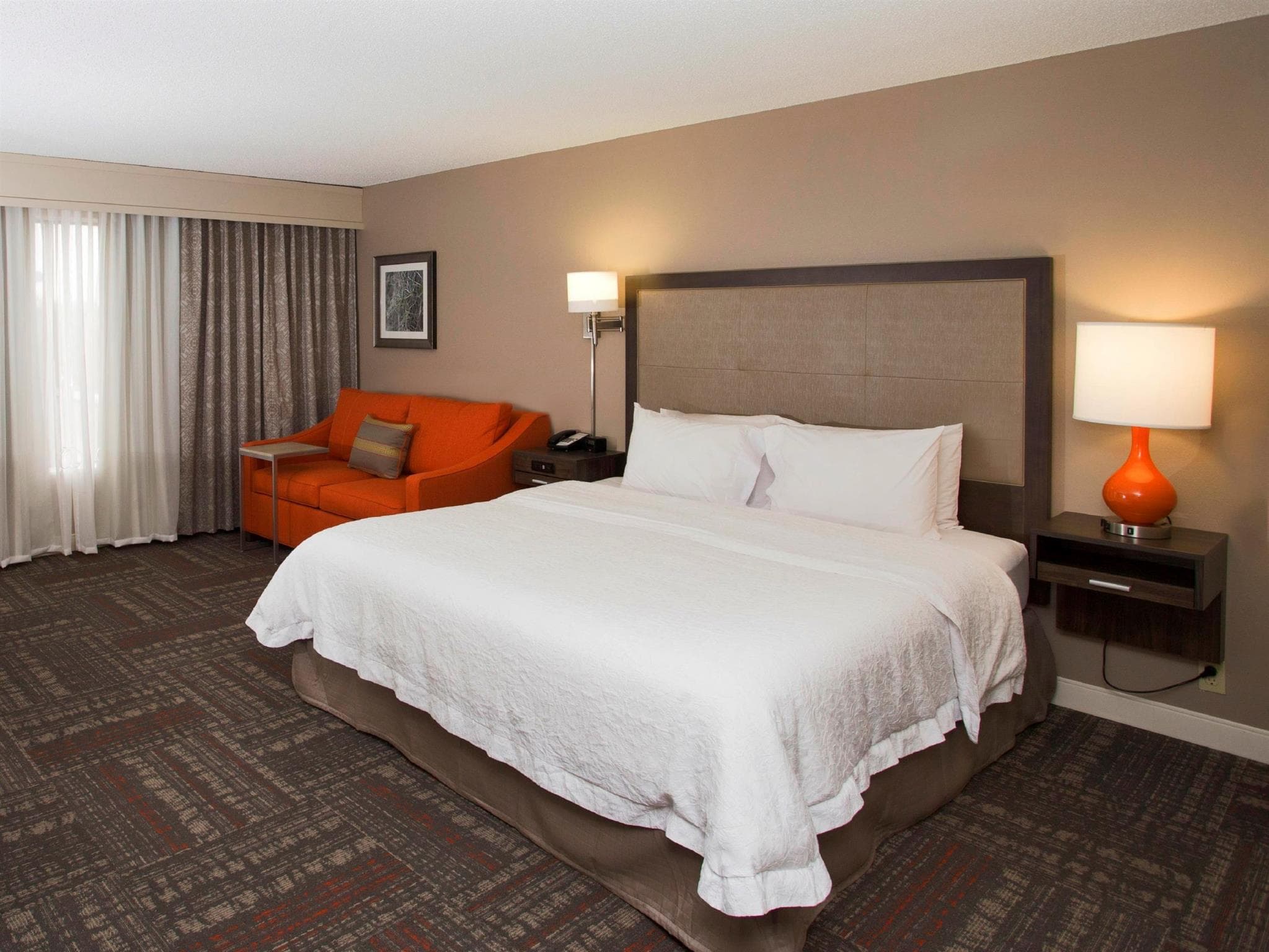 Hampton Inn & Suites Valdosta/Conference Center photo 3