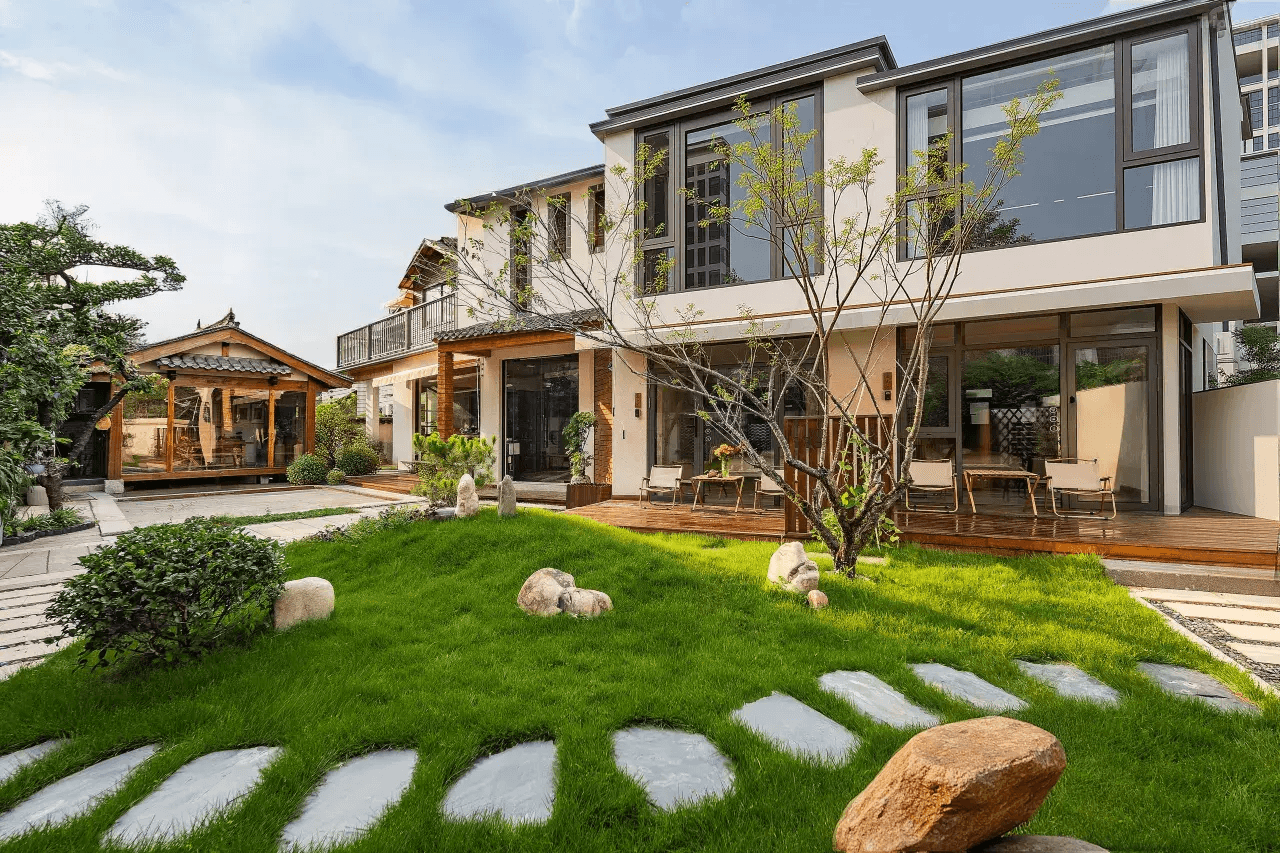 Floral Hotel · Jing'anzhai Hotel