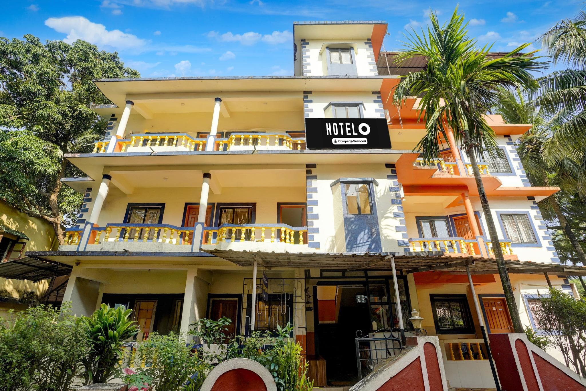 Super Hotel O Calangute Beach Road Formerly Crystal Holiday Homes