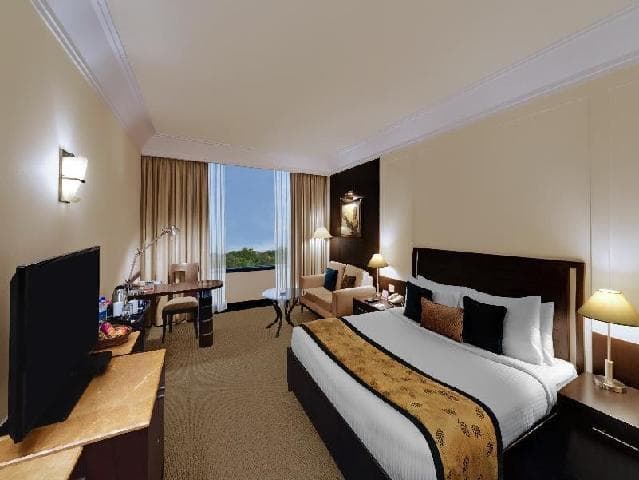 Ramada Plaza by Wyndham JHV Varanasi photo 2