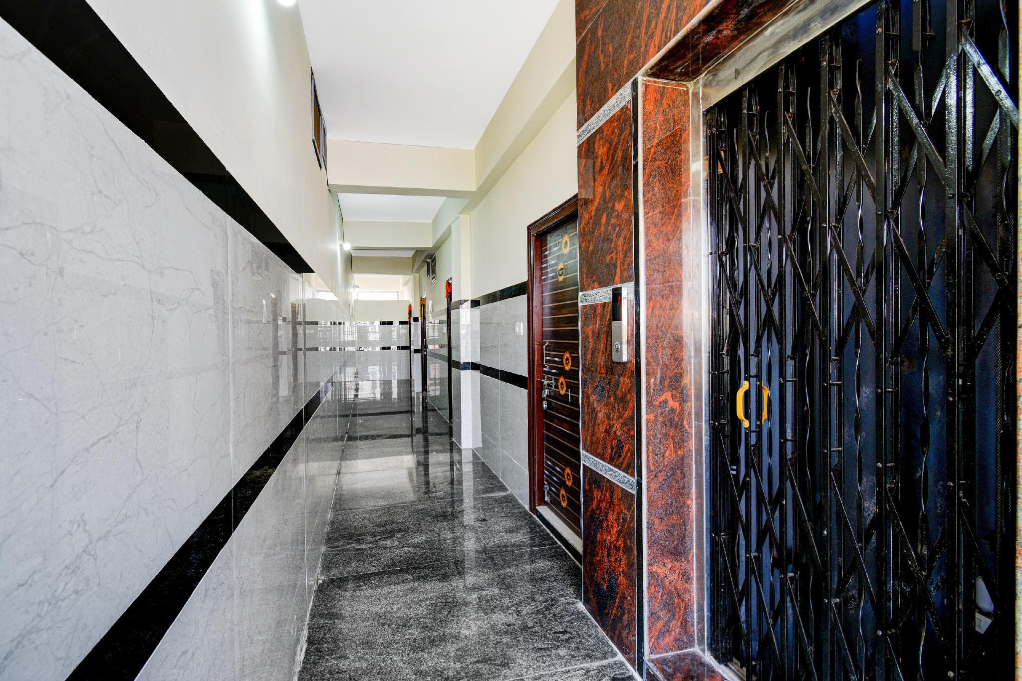 Super Hotel O Square Mall Hyderabad Formerly Skandas Residency photo 3