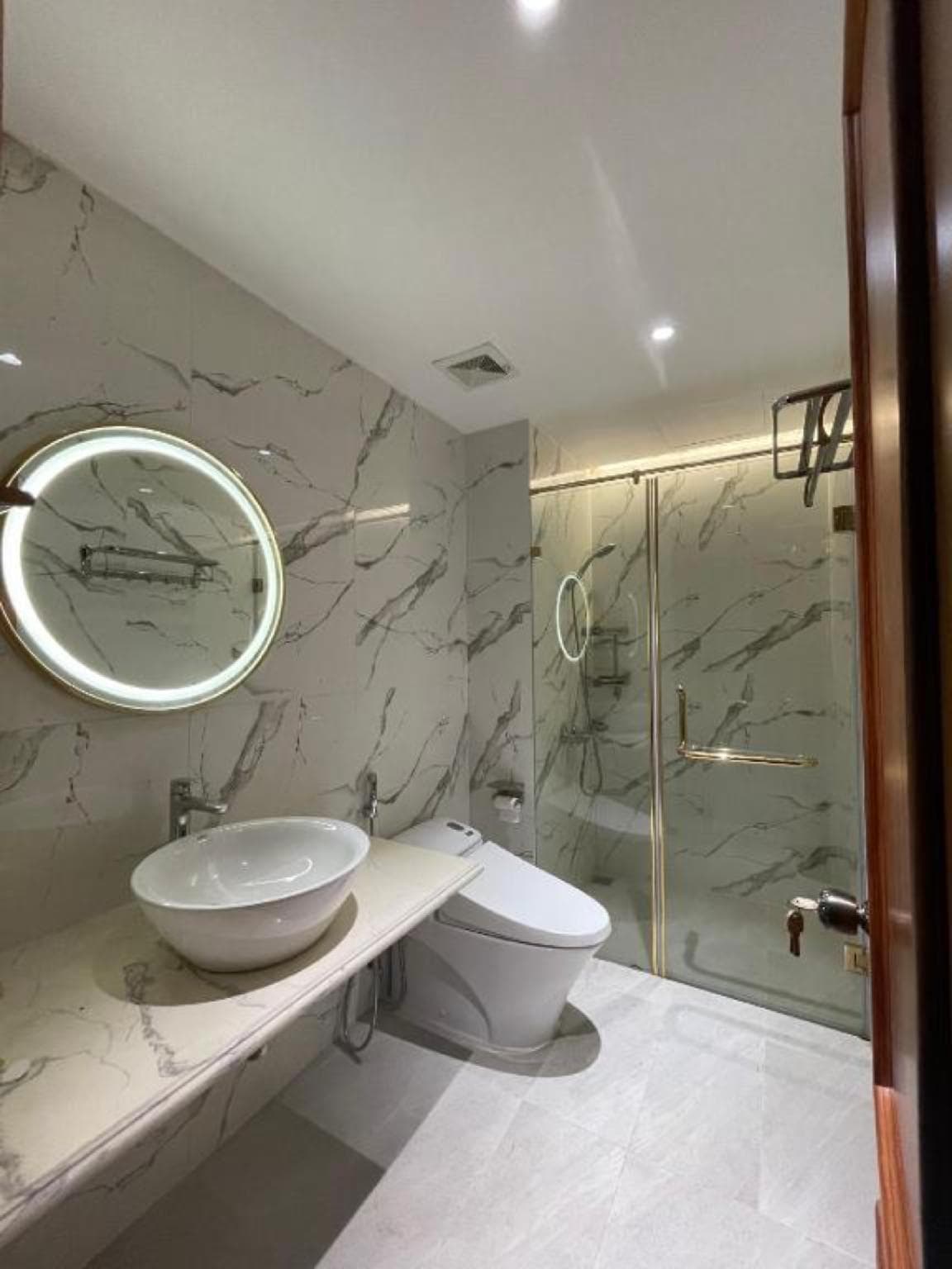 AA Luxury Housing photo 3