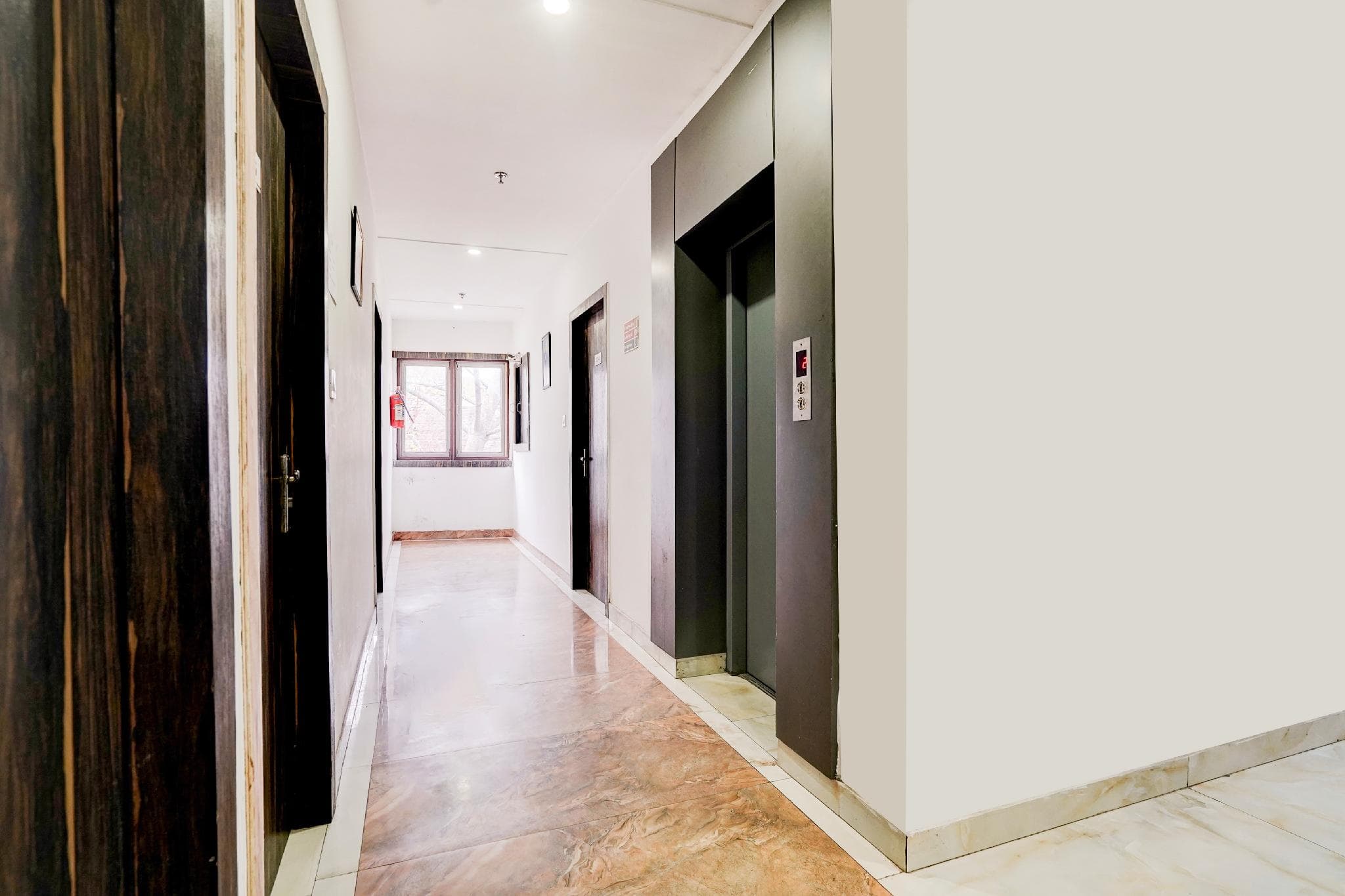 Townhouse by OYO Golden Temple Amritsar Formerly A Star photo 5