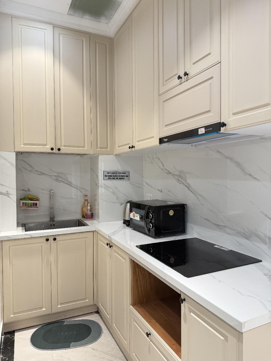 Louis House photo 5