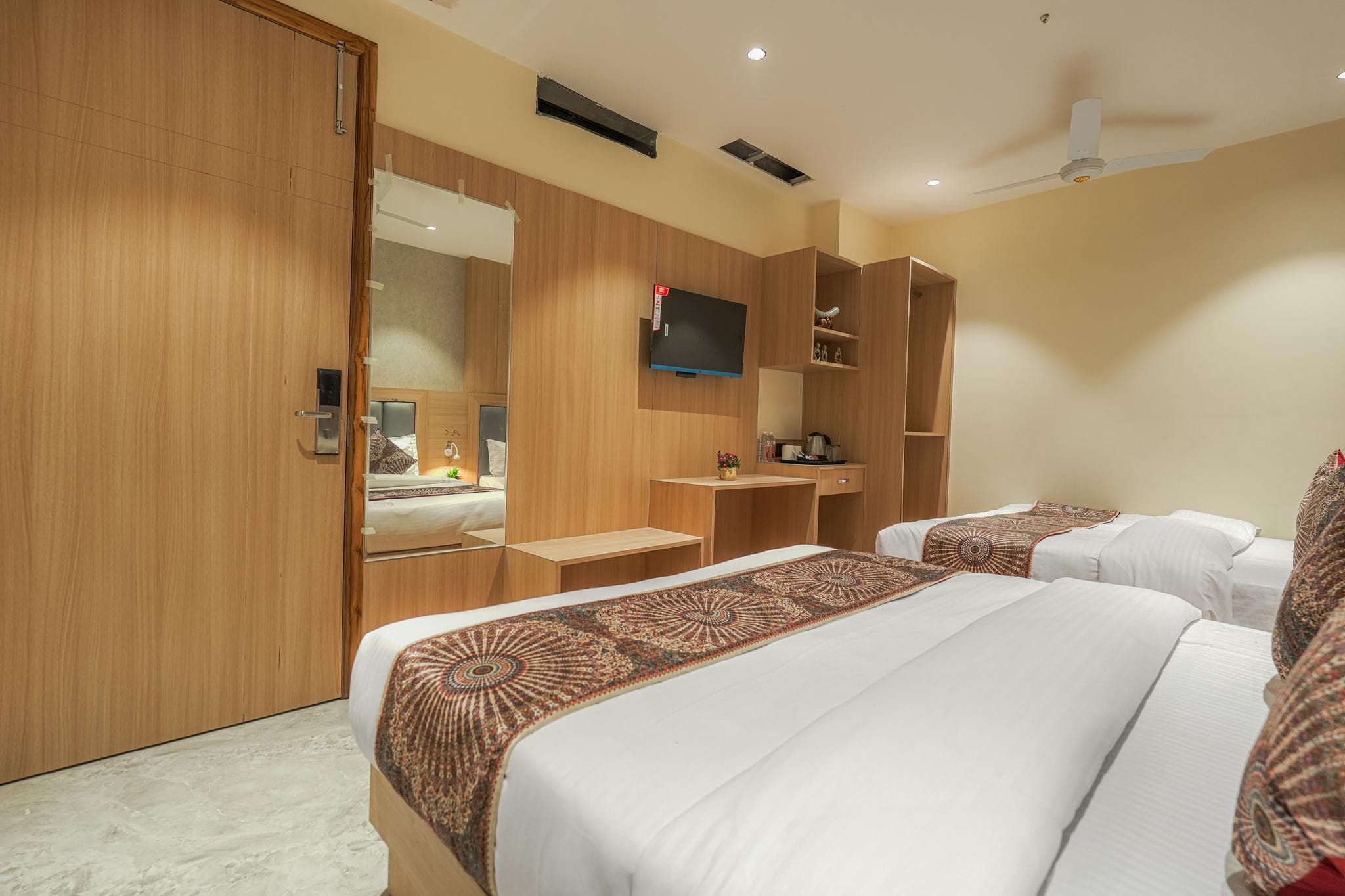 Luxe Stayz JR Marrion photo 3