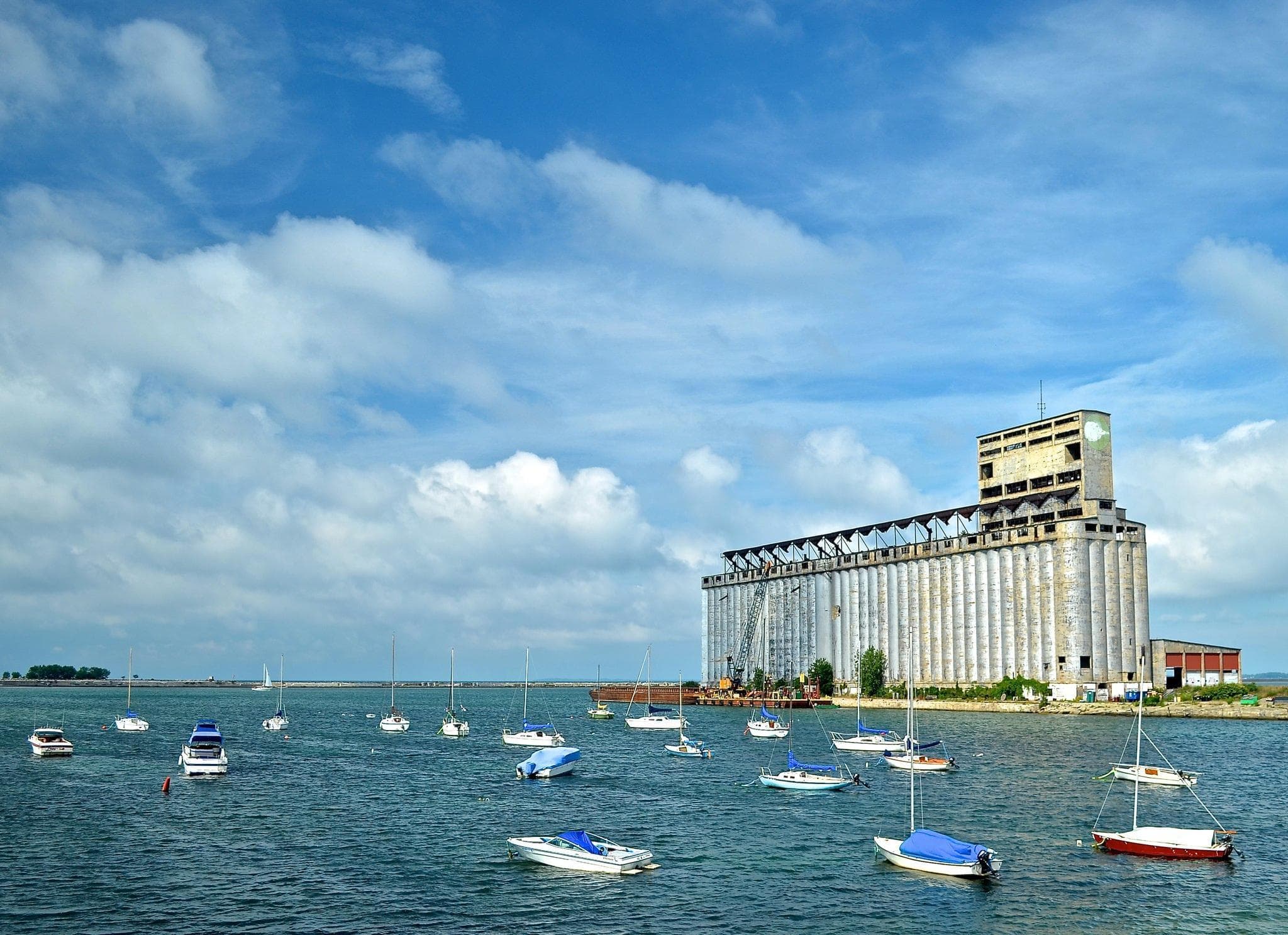 Holiday Inn Express & Suites Buffalo Airport By IHG photo 5