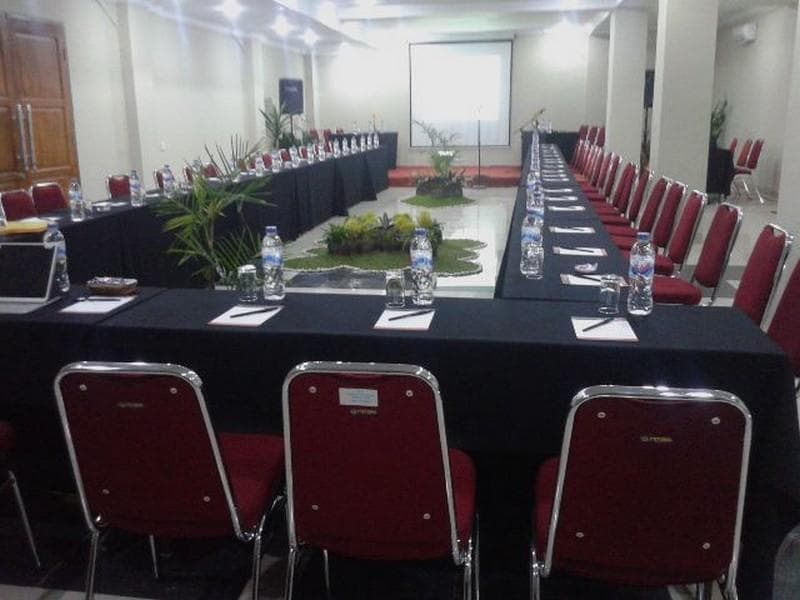 Albis Hotel photo 4