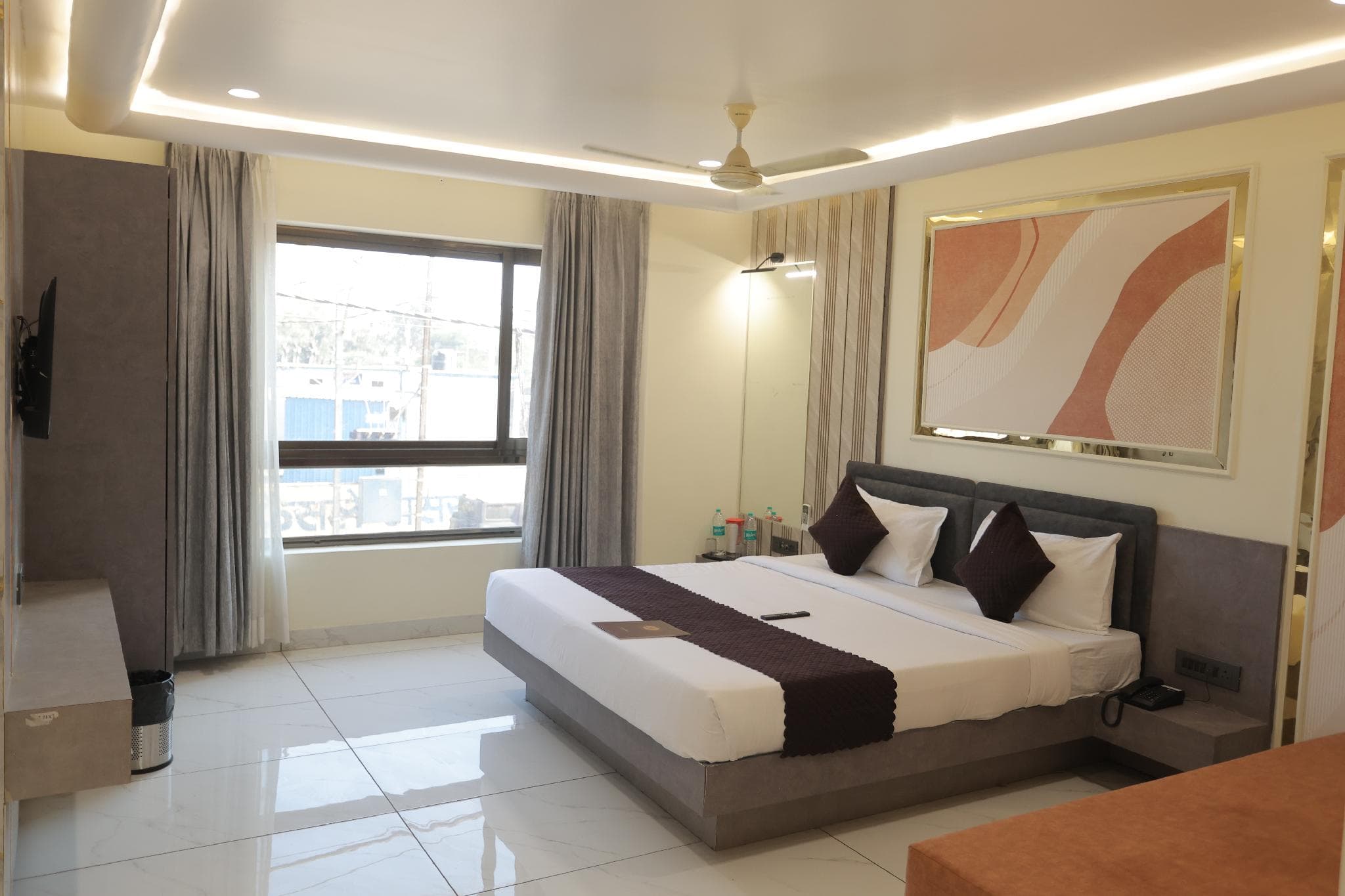 Hotel Mahakal Prajawasi