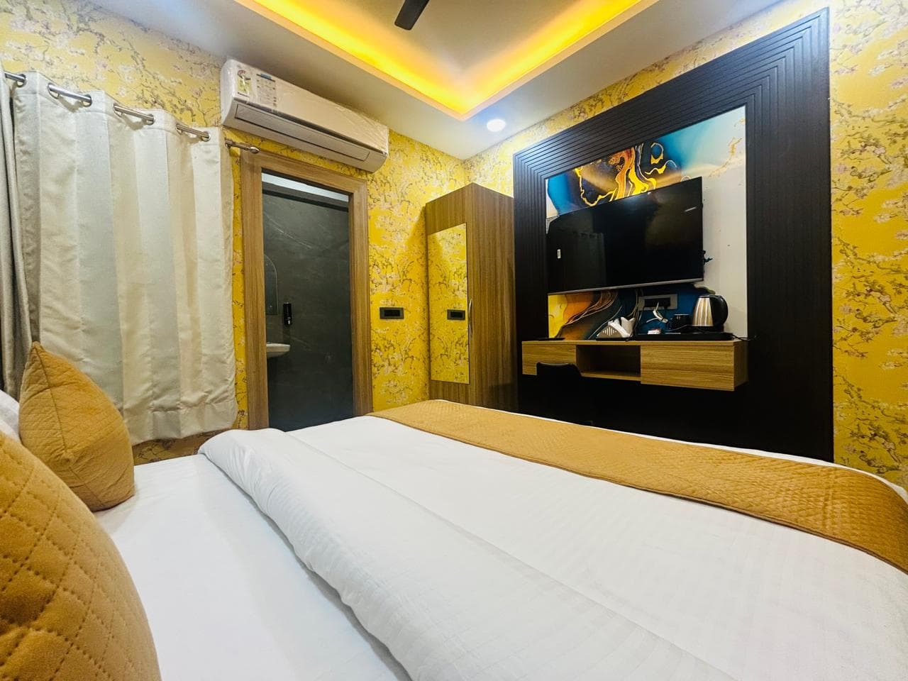 Hotel Vasudha Inn-Near Delhi Airport