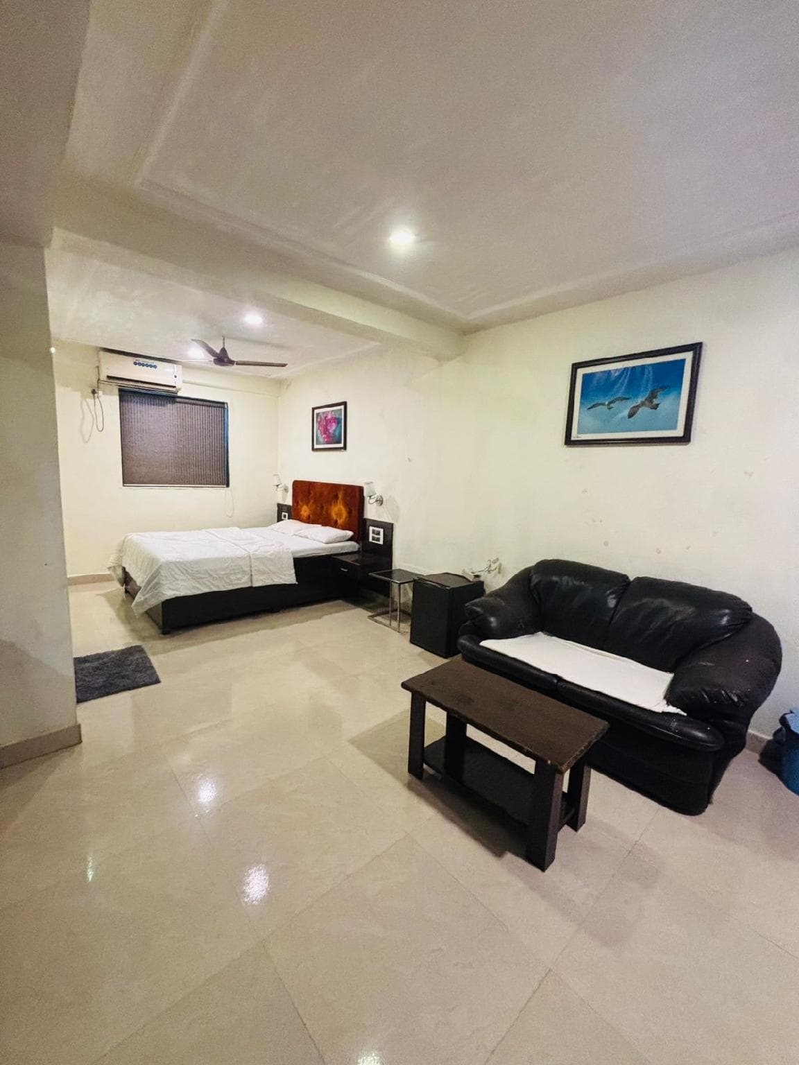 Hotel Silver Leaf photo 2
