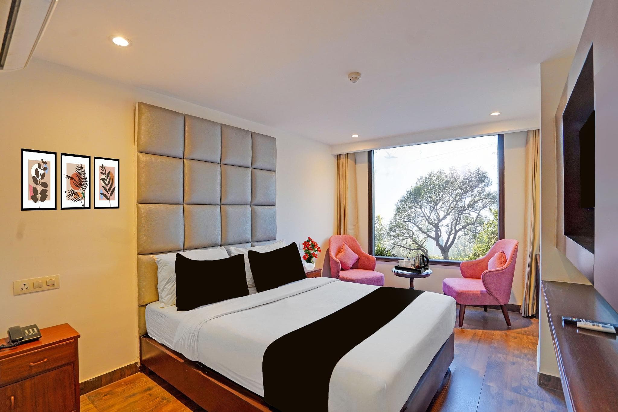Palette Hotel and Resort Vasant Kunj Formerly K Hotel photo 2