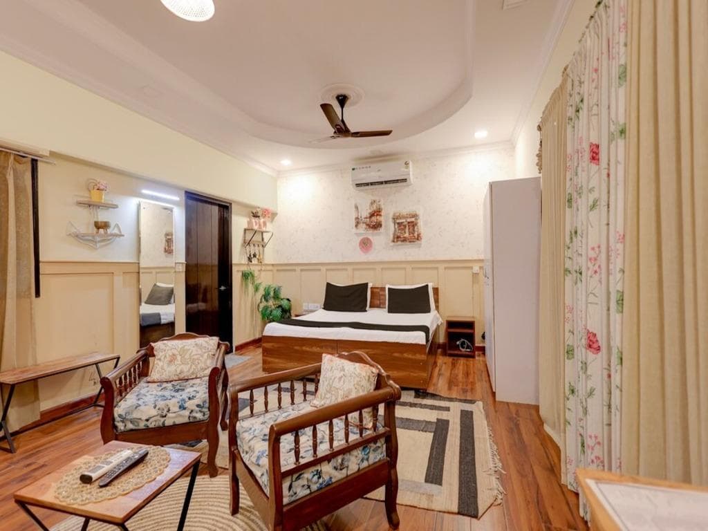 Royal Spark Residency