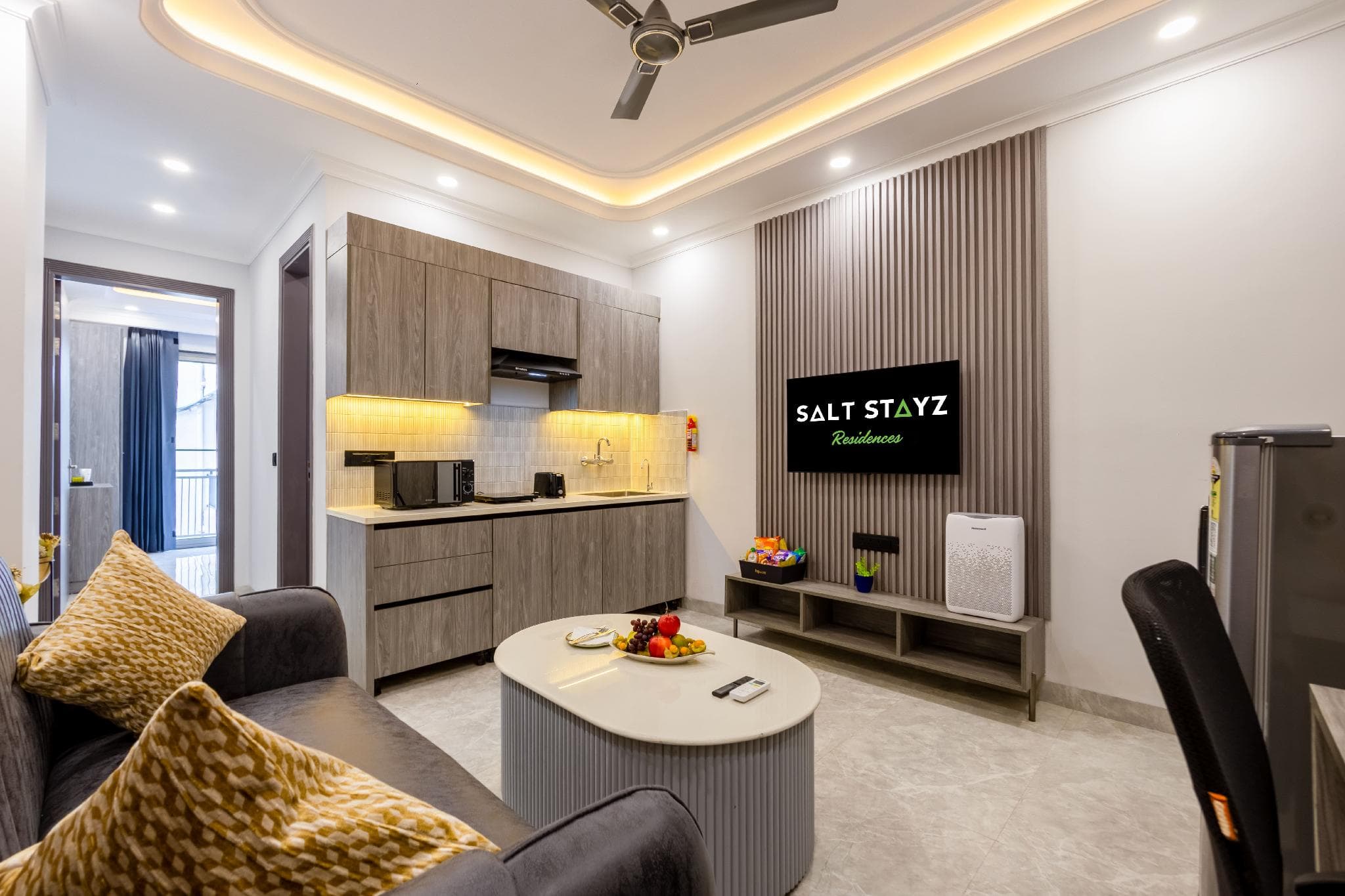 Saltstayz Premier Near Sector 44 Corporate Hub photo 3