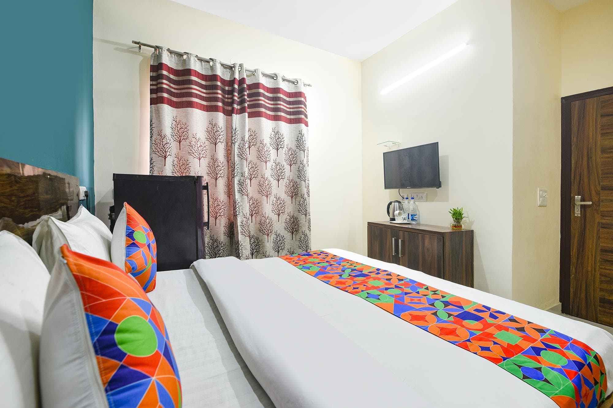 FabHotel Arpit Residency photo 5