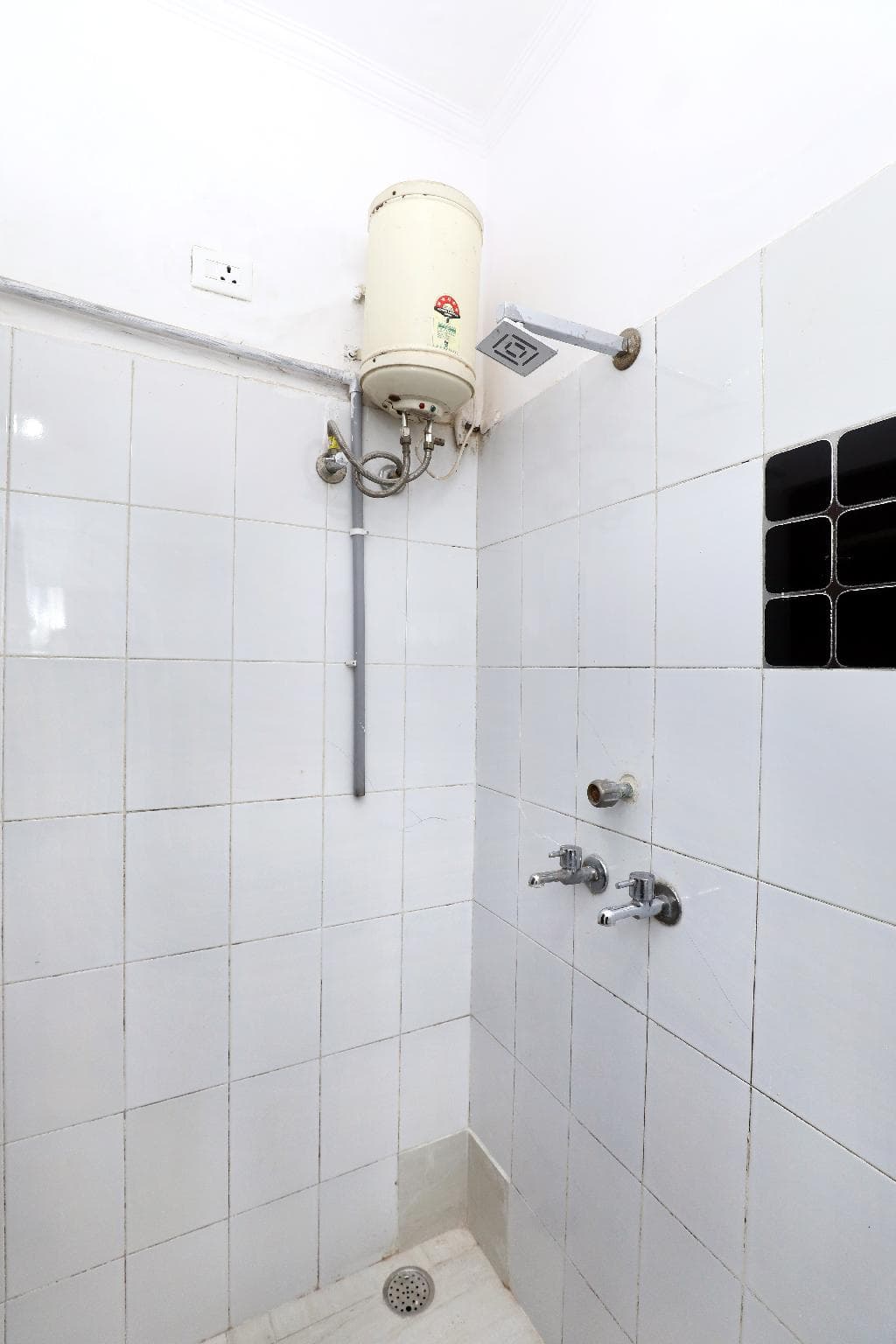 Hotel S2 Residency Near Railway Station Chandigarh photo 2
